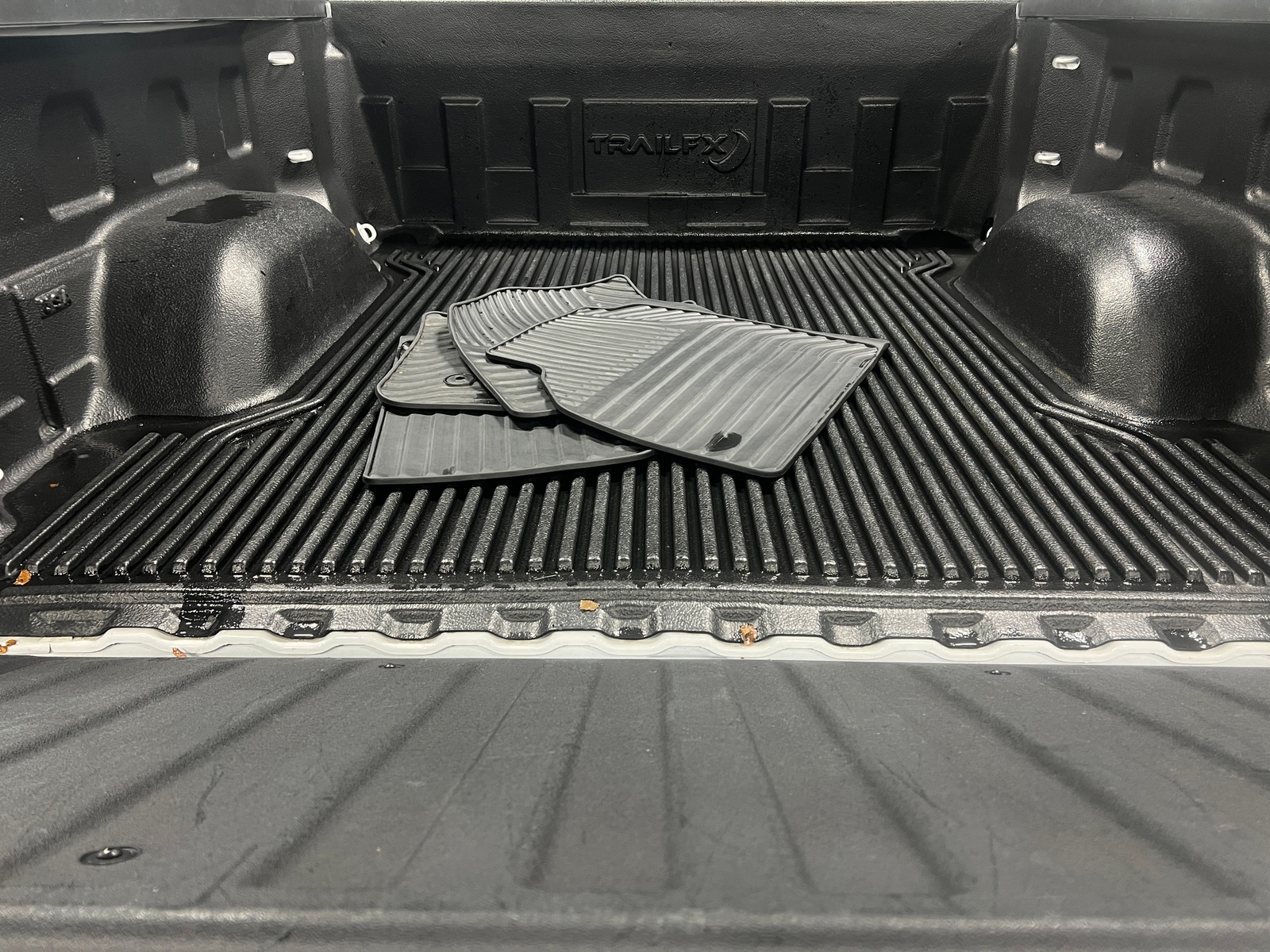 Thumbnail: 2025 Chevrolet Silverado 1500 - 7