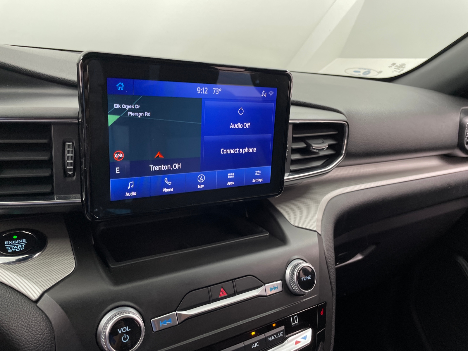 Thumbnail: 2020 Ford Explorer - 3