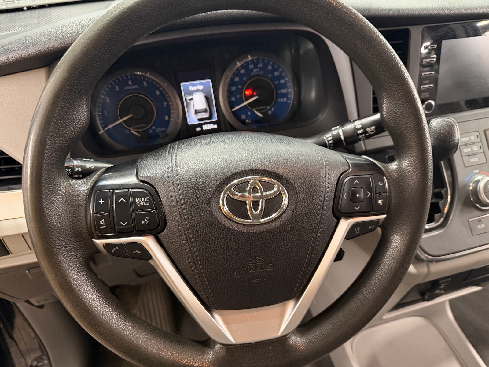 Thumbnail: 2019 Toyota Sienna - 5