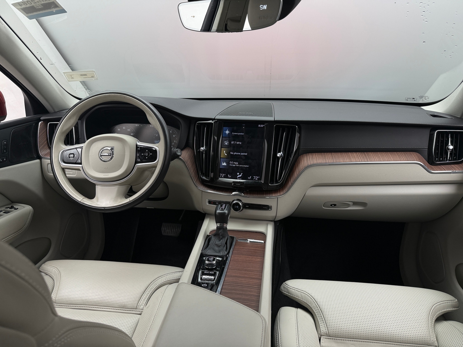 Thumbnail: 2019 Volvo XC60 - 2