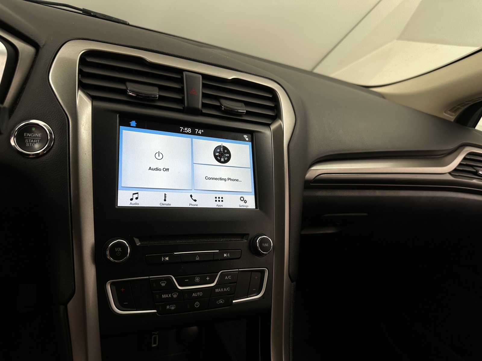 Thumbnail: 2017 Ford Fusion - 4