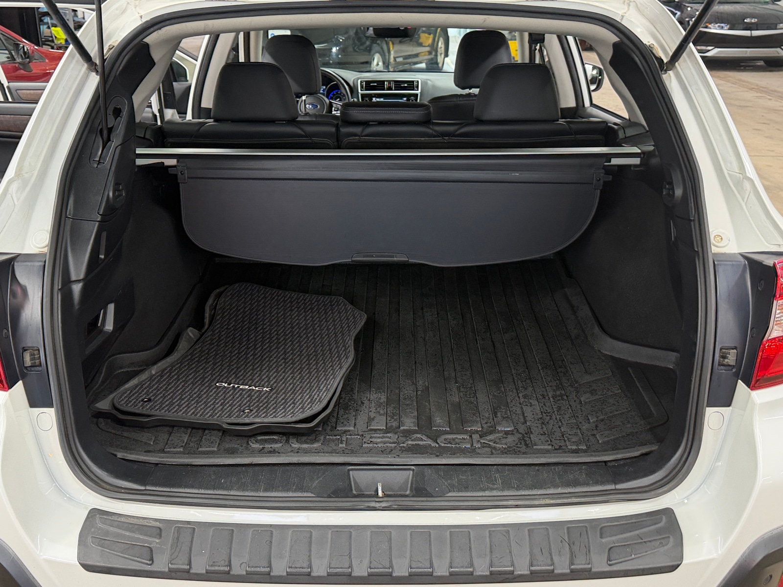 Thumbnail: 2018 Subaru Outback - 6