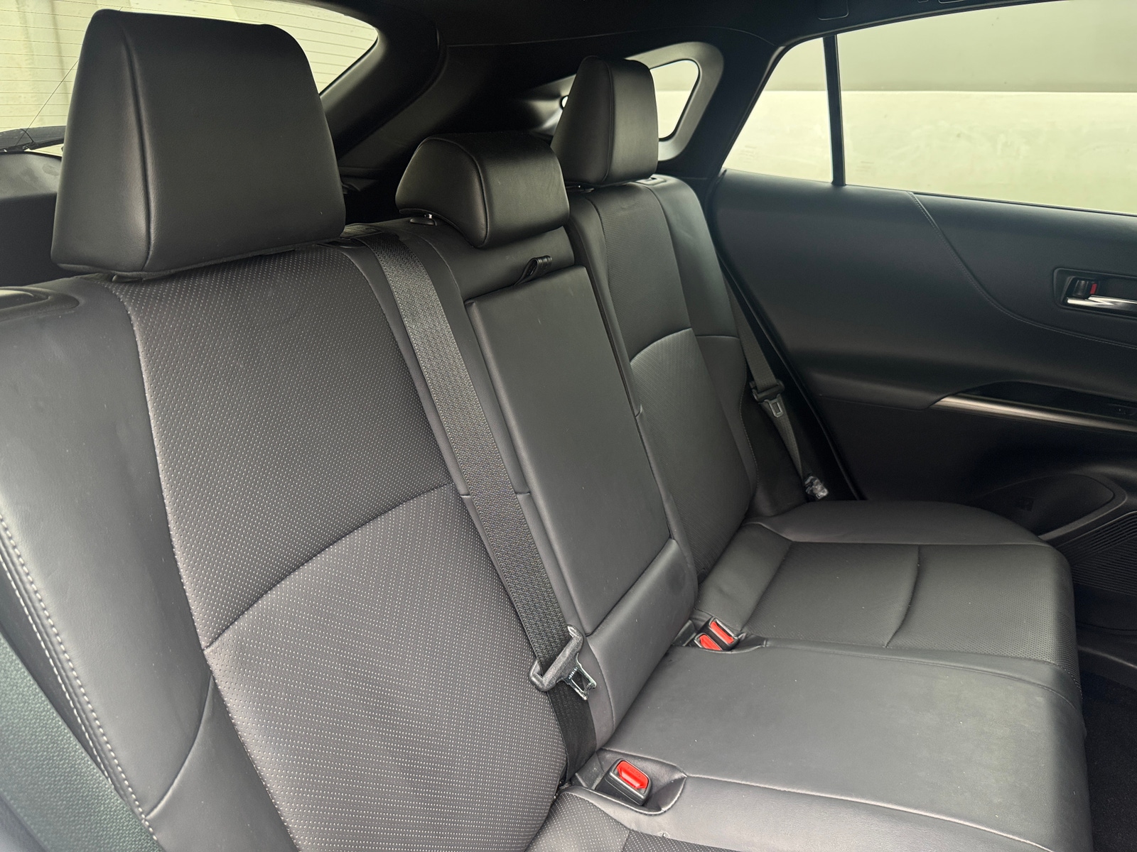 Thumbnail: 2021 Toyota Venza - 6