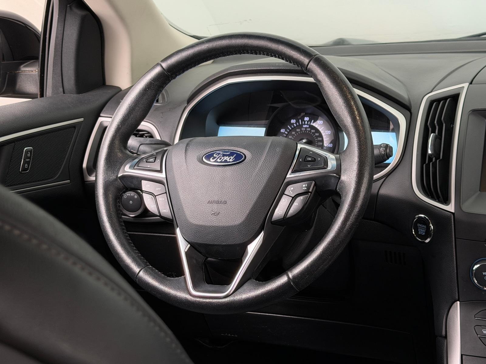 Thumbnail: 2018 Ford Edge - 4