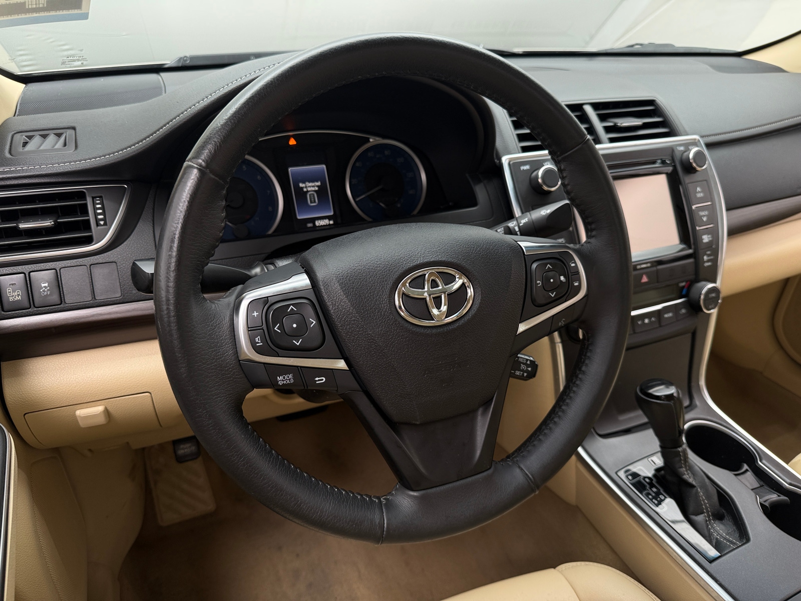 Thumbnail: 2016 Toyota Camry - 4