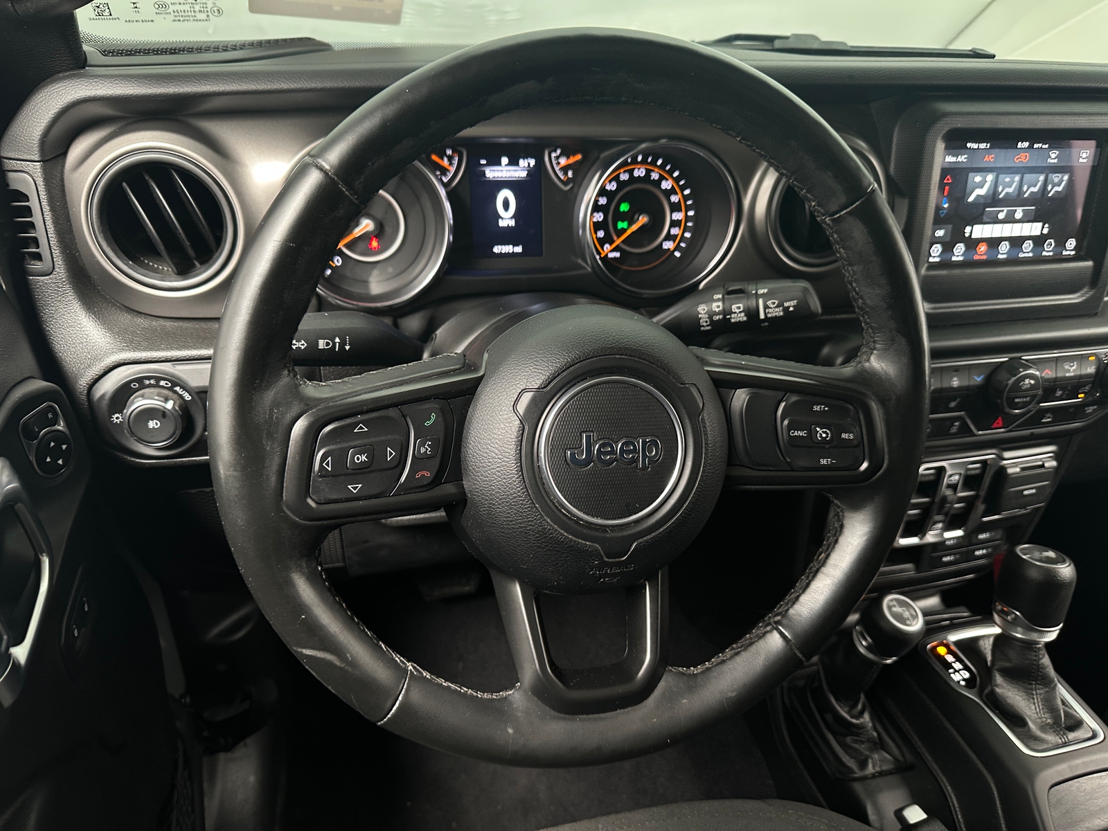 Thumbnail: 2022 Jeep Wrangler - 5