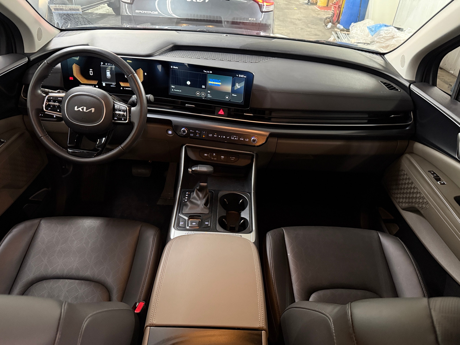 Thumbnail: 2025 Kia Carnival - 2