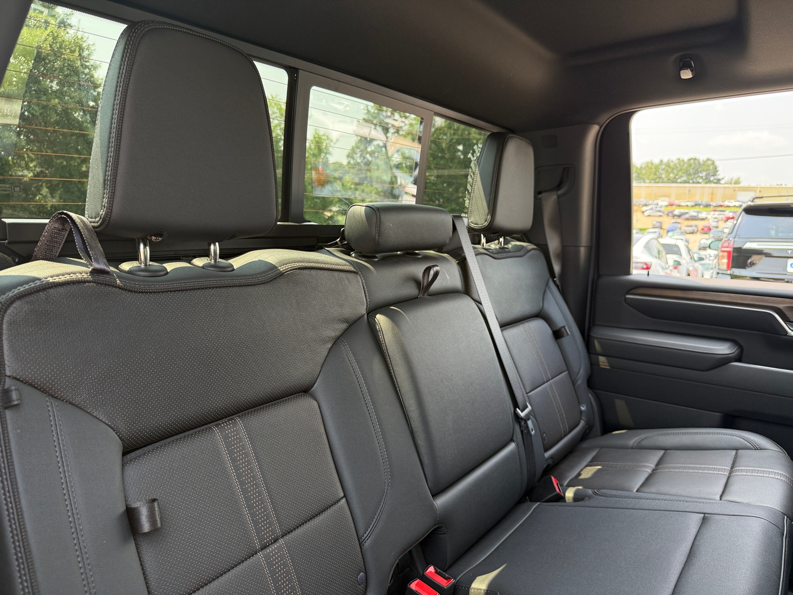 Thumbnail: 2026 Chevrolet Silverado 3500 - 5