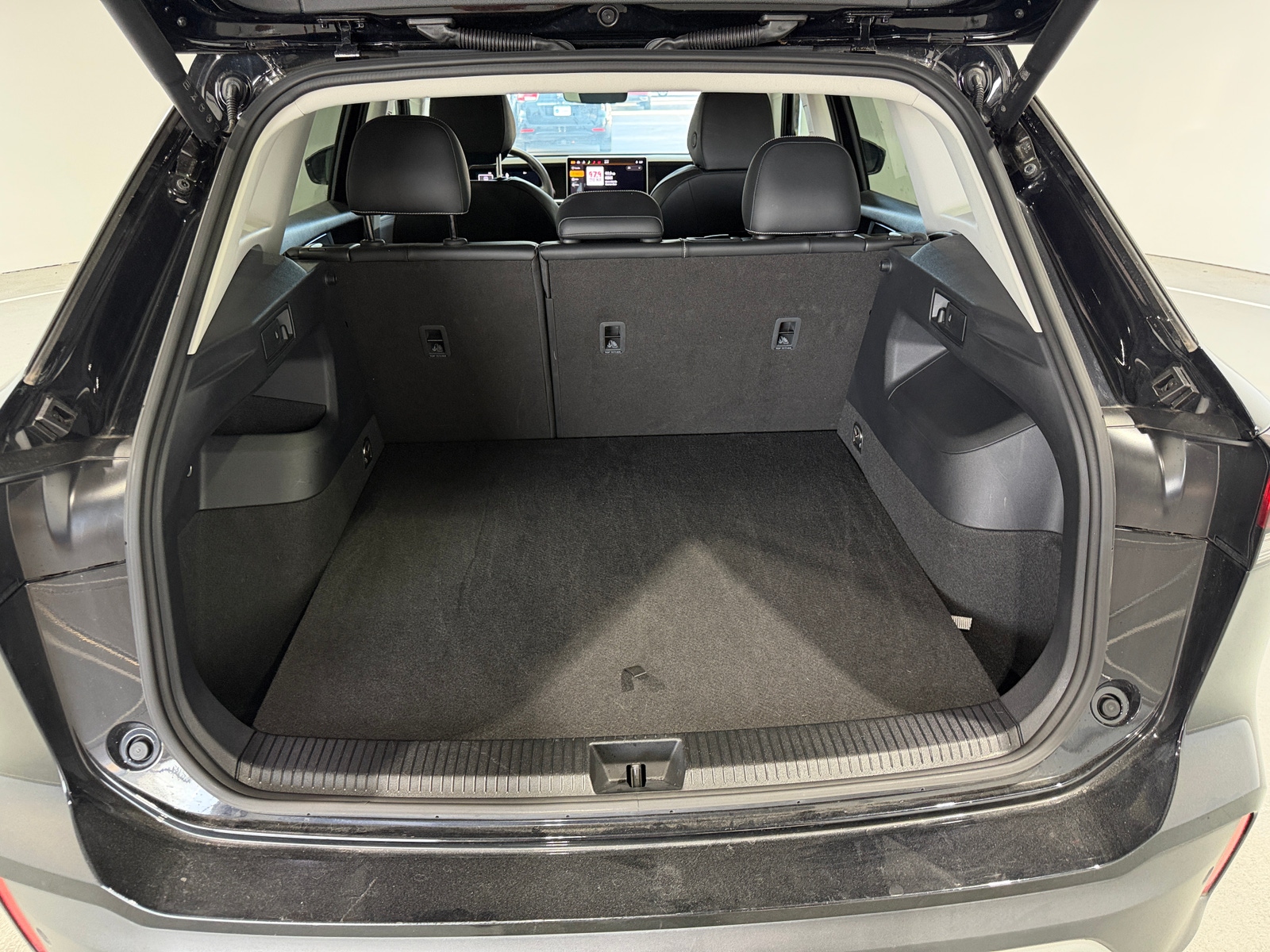 Thumbnail: 2026 Volkswagen Tiguan - 6