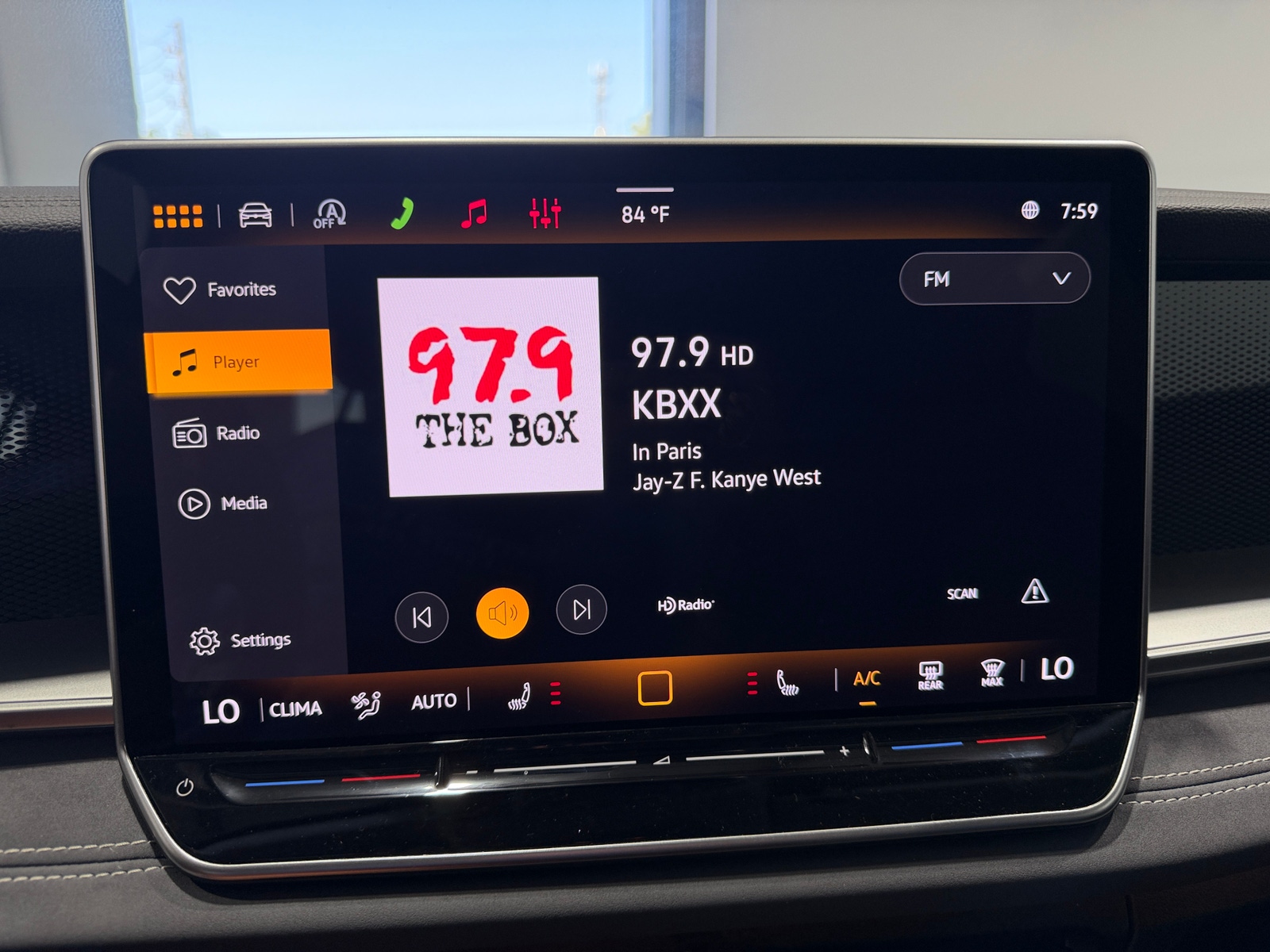 Thumbnail: 2026 Volkswagen Tiguan - 3