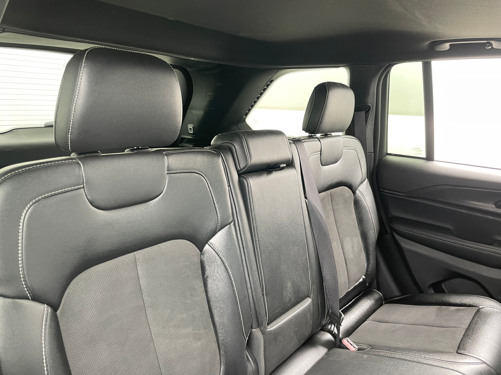 Thumbnail: 2024 Jeep Grand Cherokee - 5