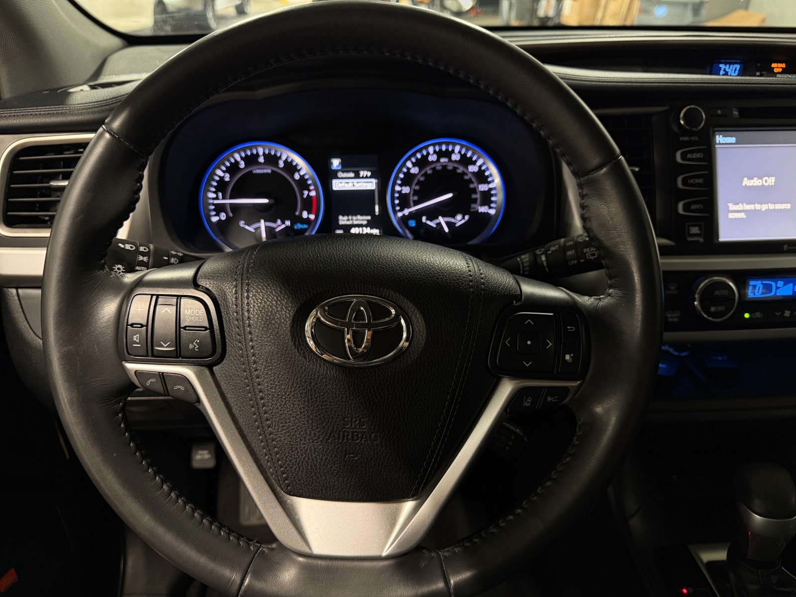 Thumbnail: 2019 Toyota Highlander - 4