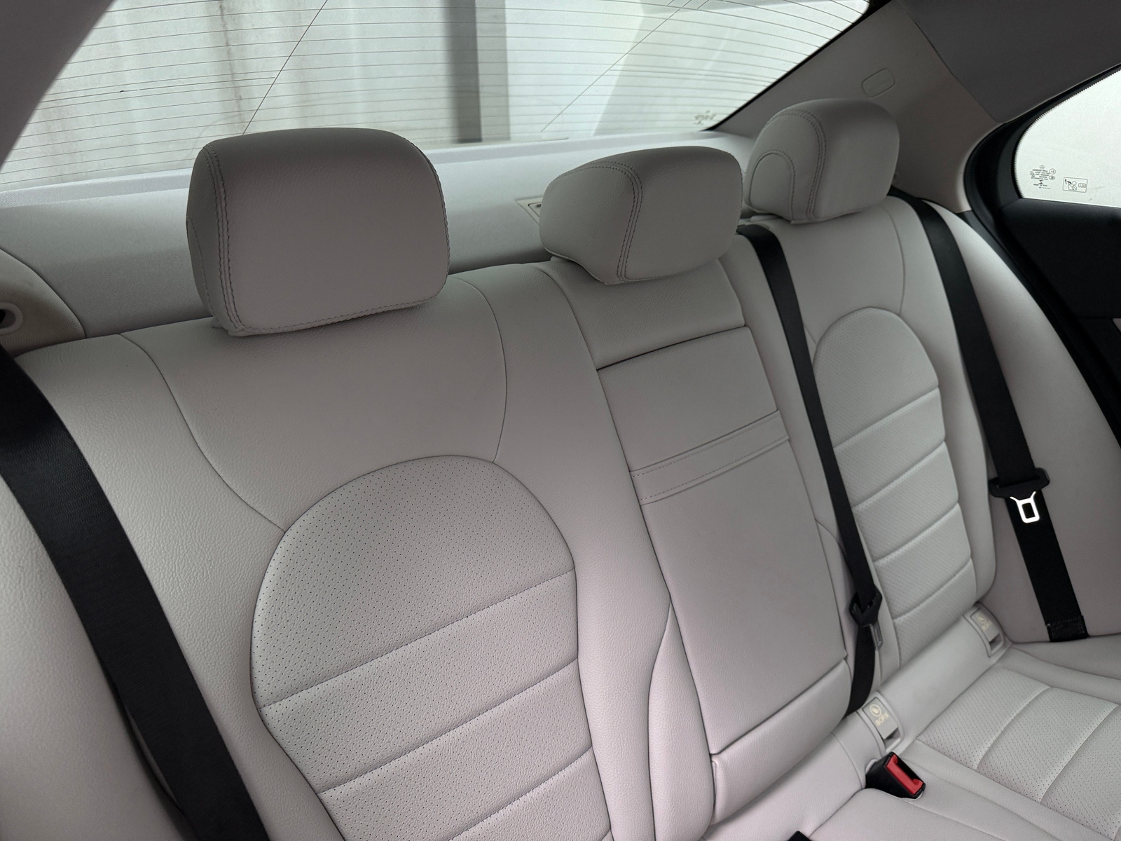 Thumbnail: 2015 Mercedes-Benz C-Class - 6