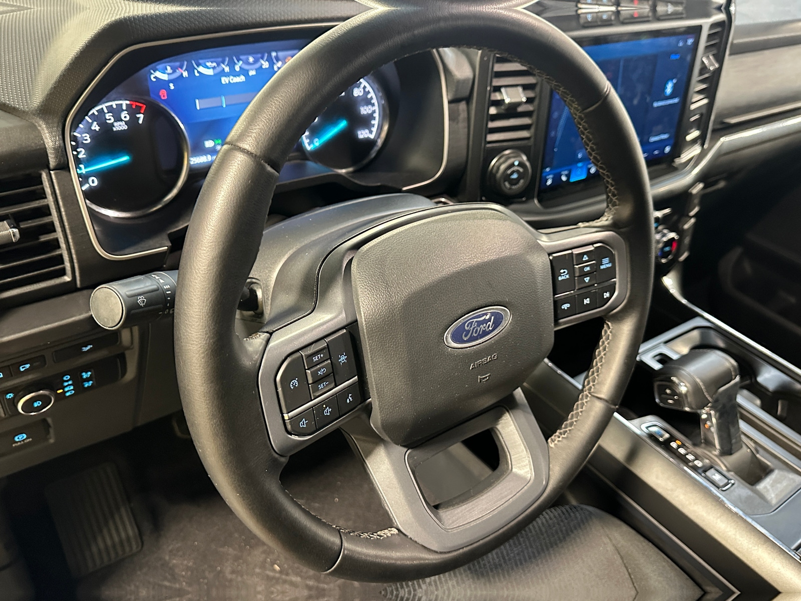 Thumbnail: 2023 Ford Econoline - 5