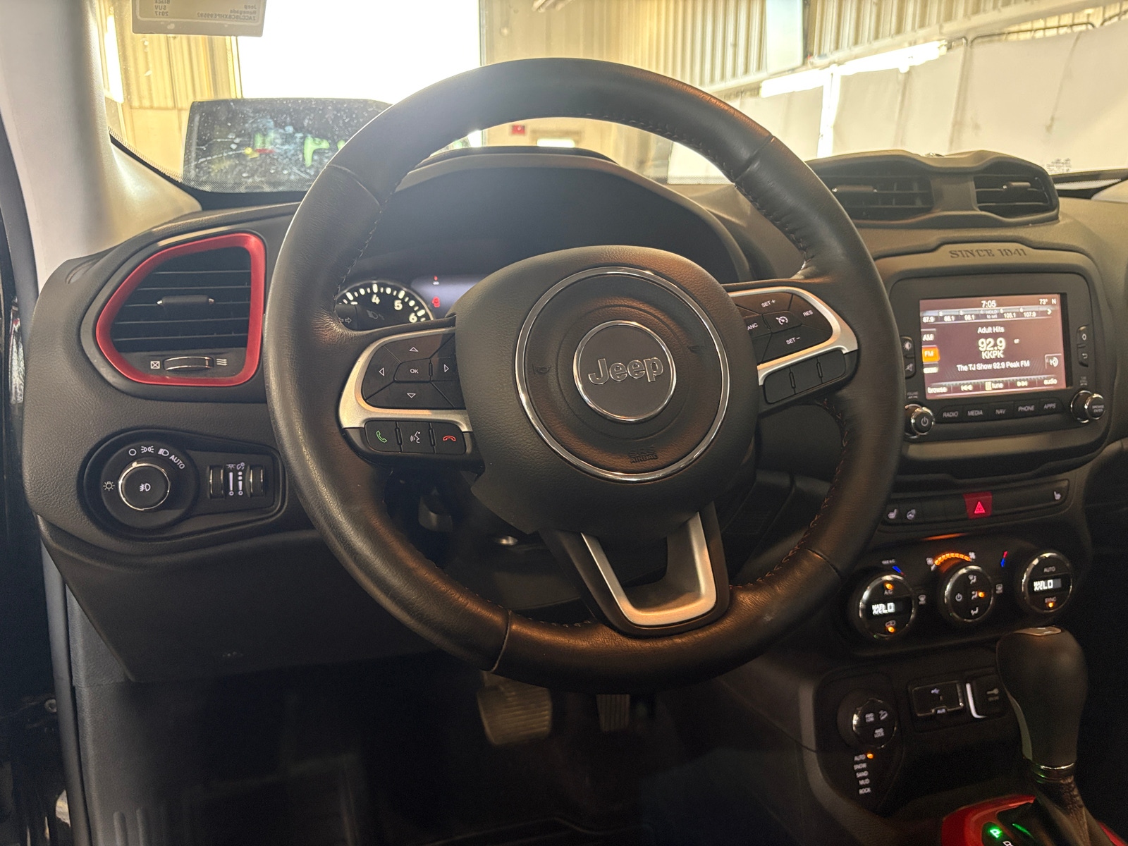 Thumbnail: 2017 Jeep Renegade - 4