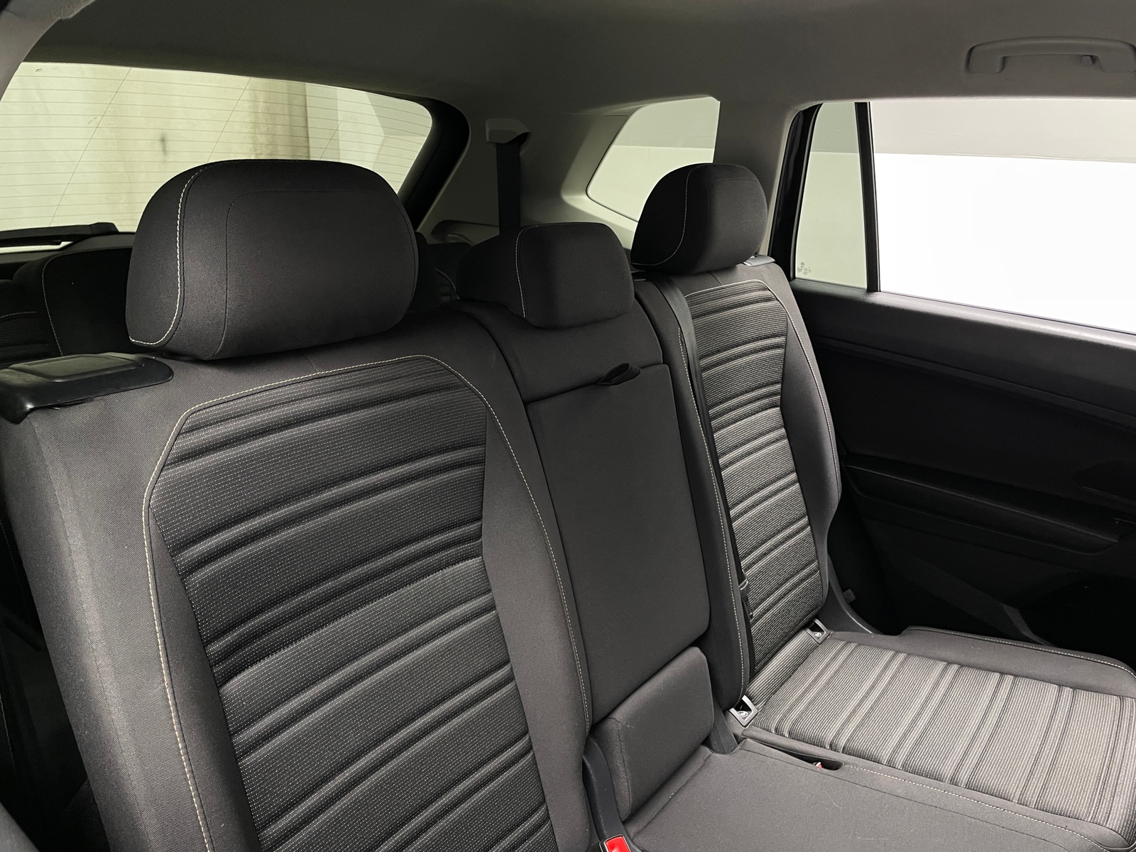 Thumbnail: 2024 Volkswagen Tiguan - 6