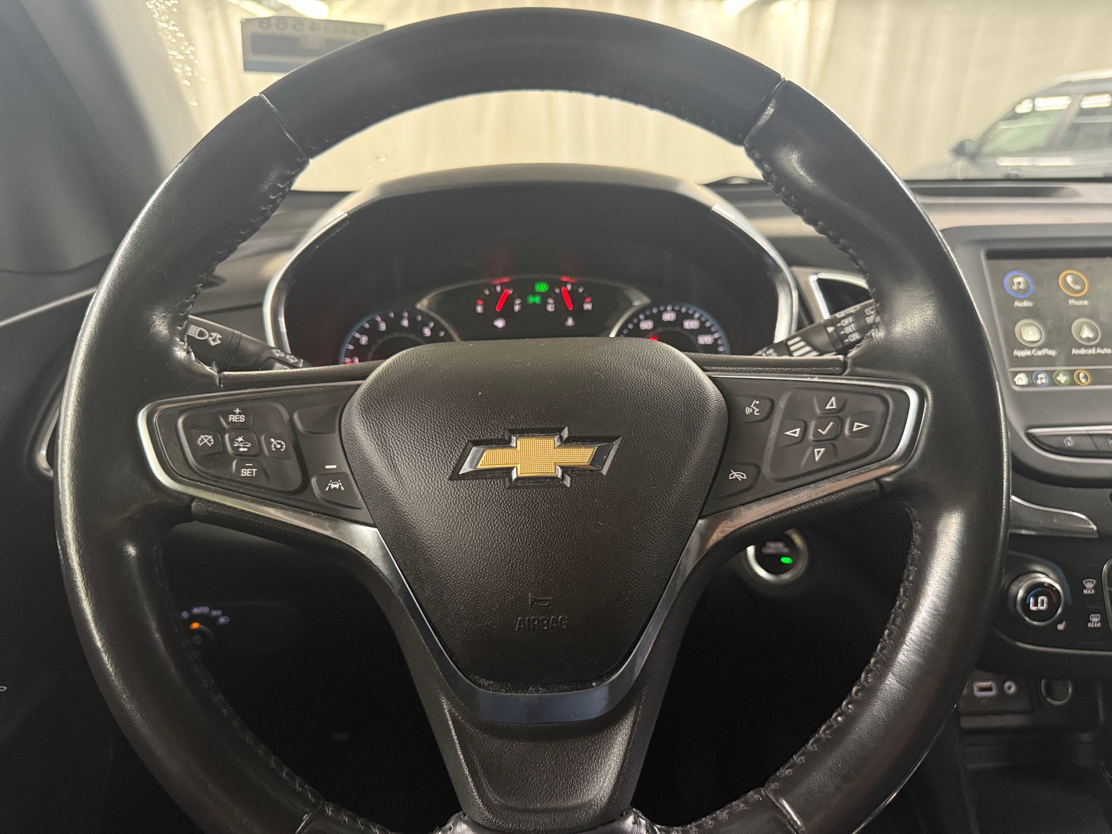 Thumbnail: 2019 Chevrolet Equinox - 5