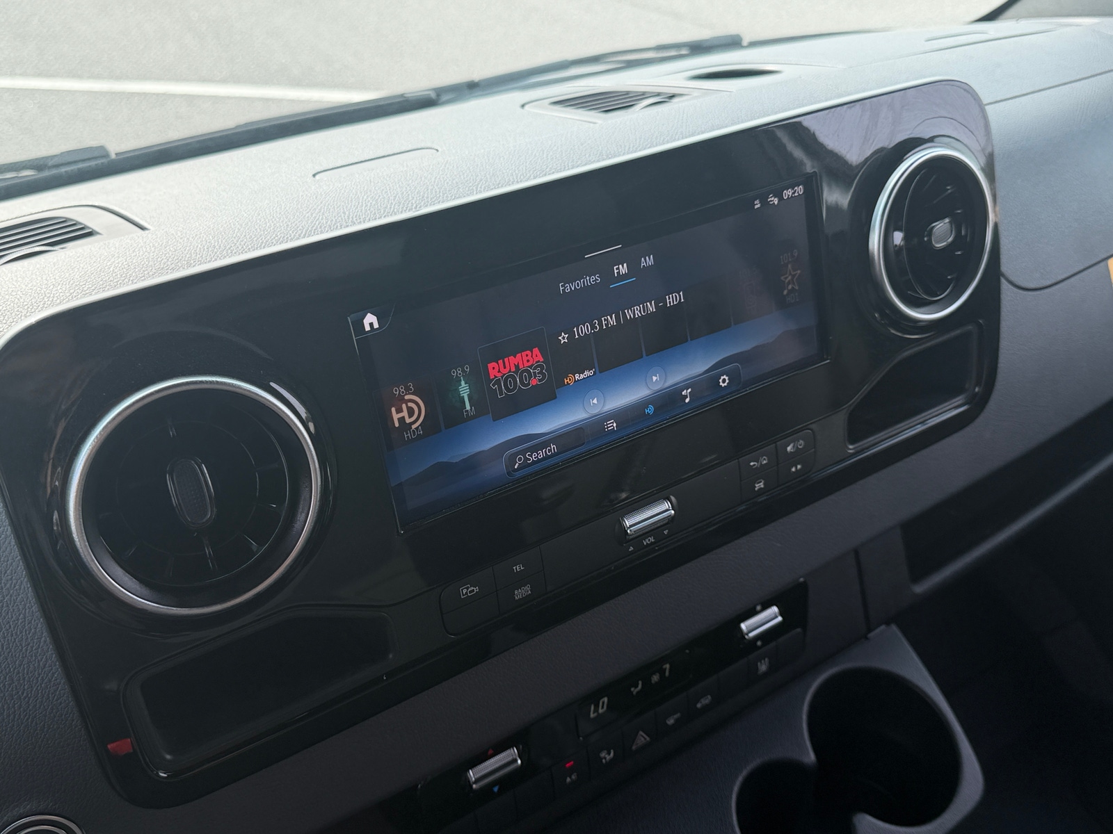 Thumbnail: 2024 Mercedes-Benz eSprinter - 3