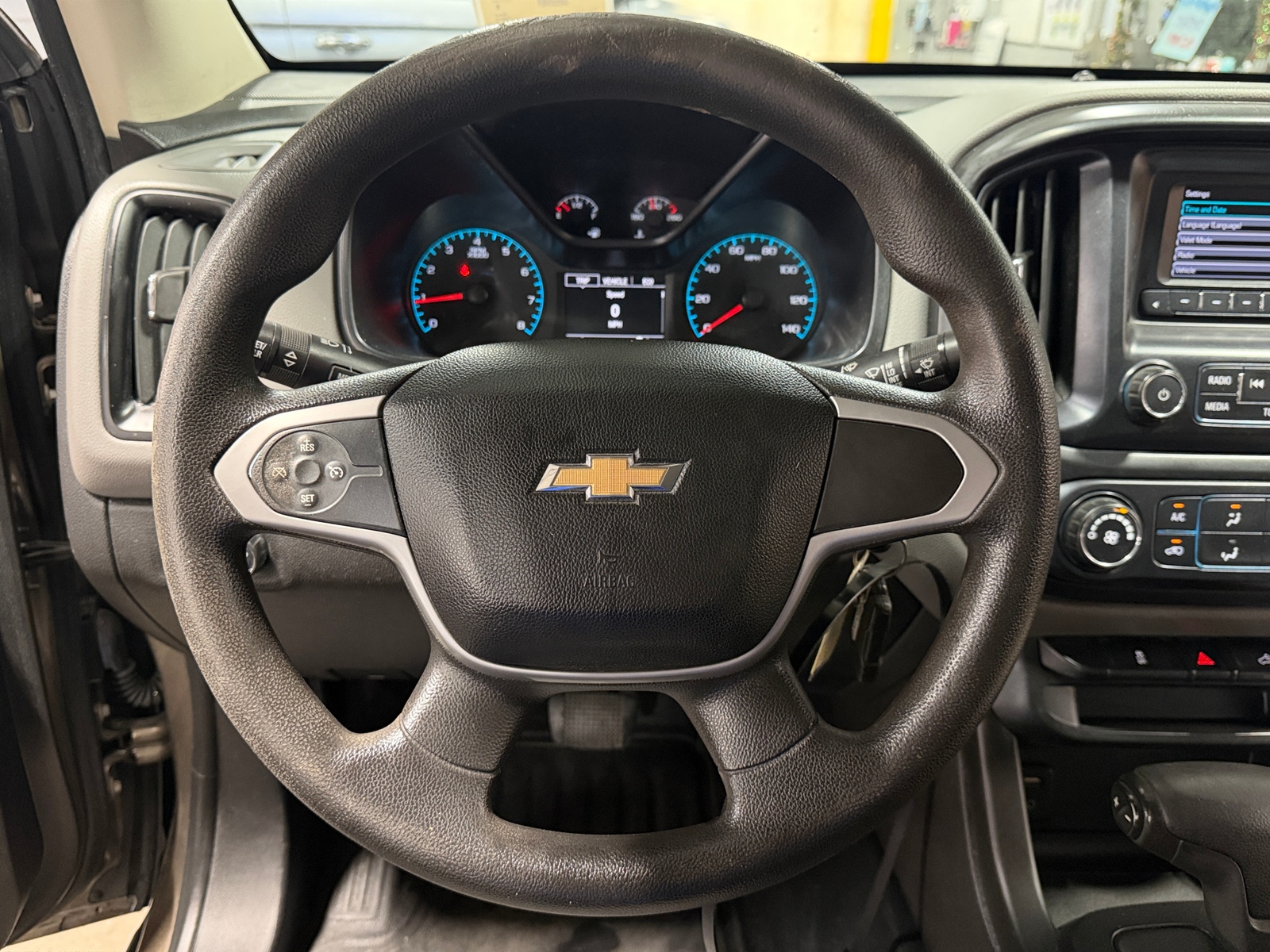 Thumbnail: 2016 Chevrolet Colorado - 5