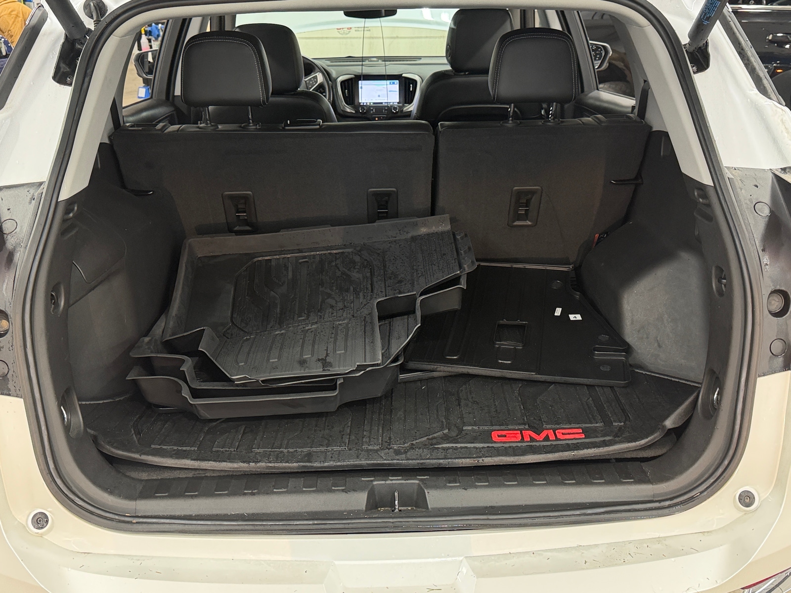Thumbnail: 2022 GMC Terrain - 6