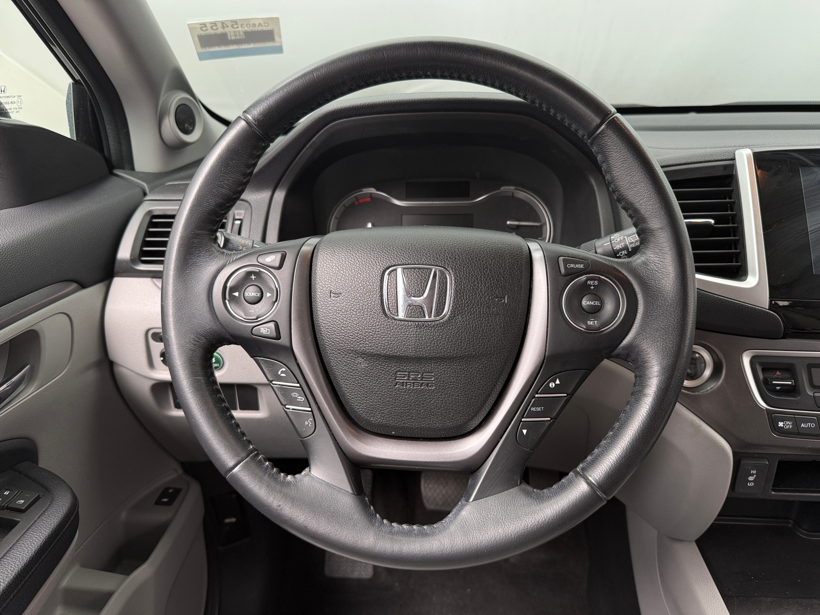 Thumbnail: 2018 Honda Pilot - 4