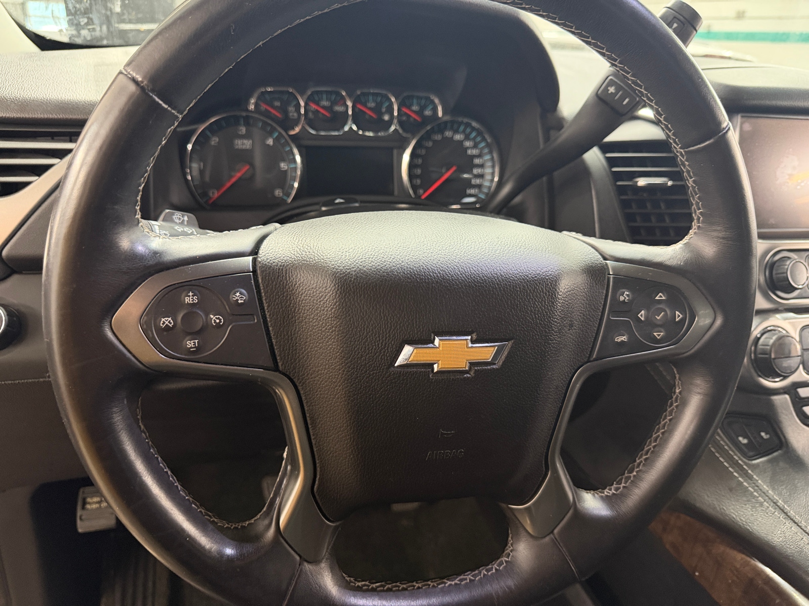 Thumbnail: 2018 Chevrolet Tahoe - 4