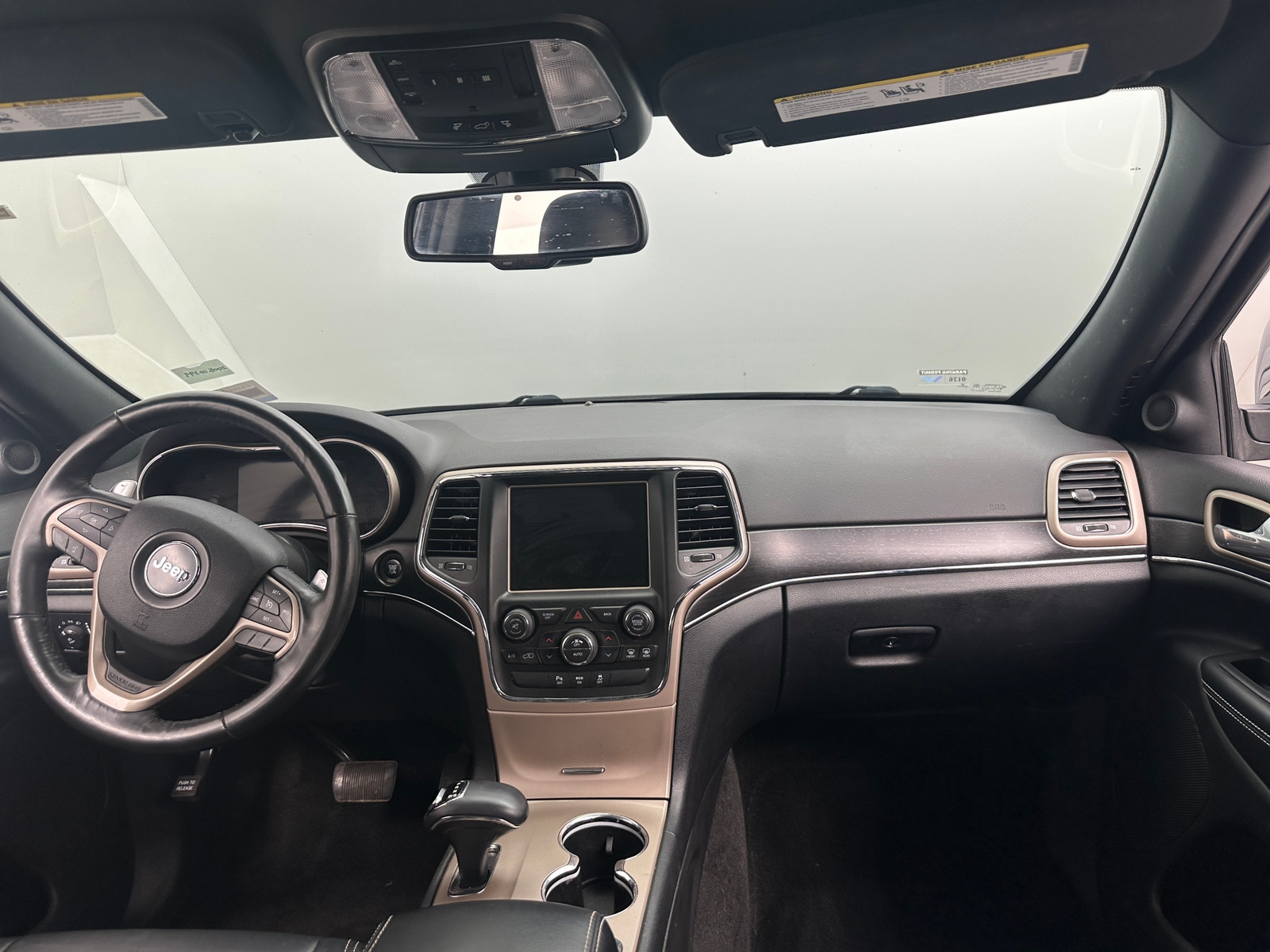 Thumbnail: 2015 Jeep Grand Cherokee - 2