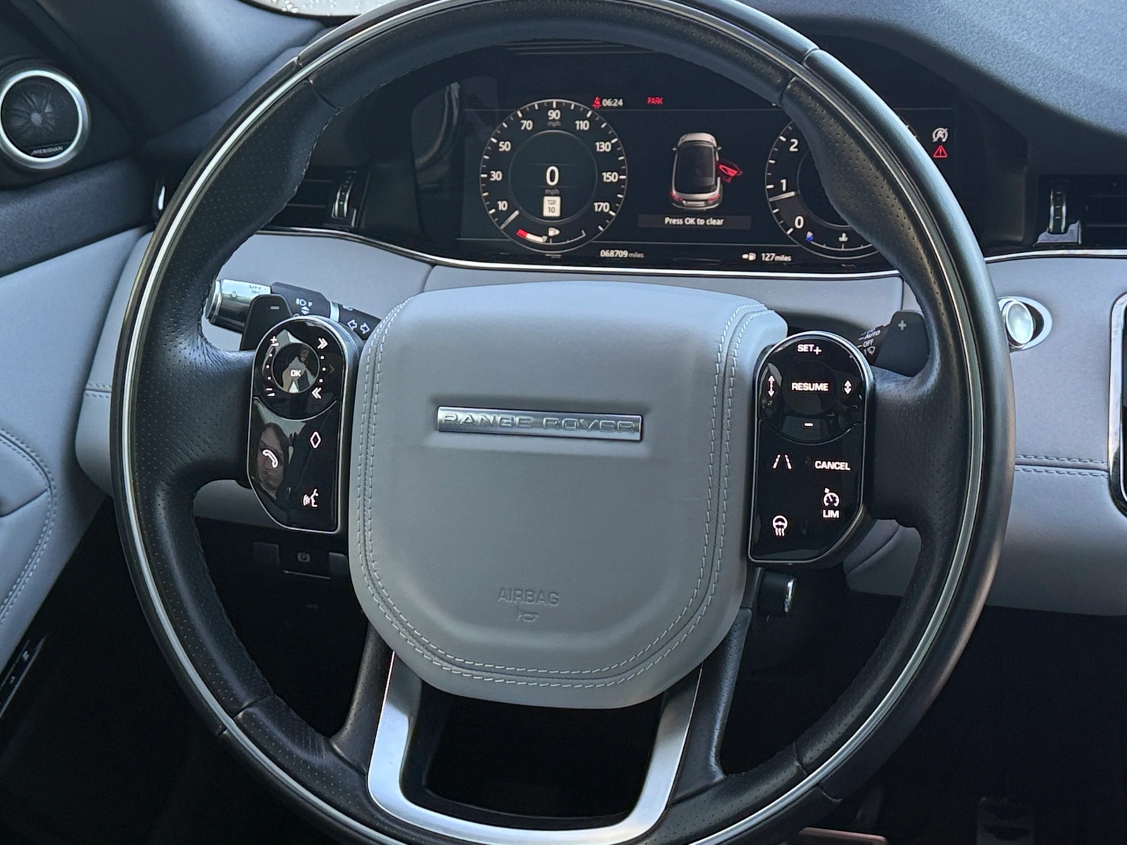 Thumbnail: 2020 Land Rover Range Rover Evoque - 4