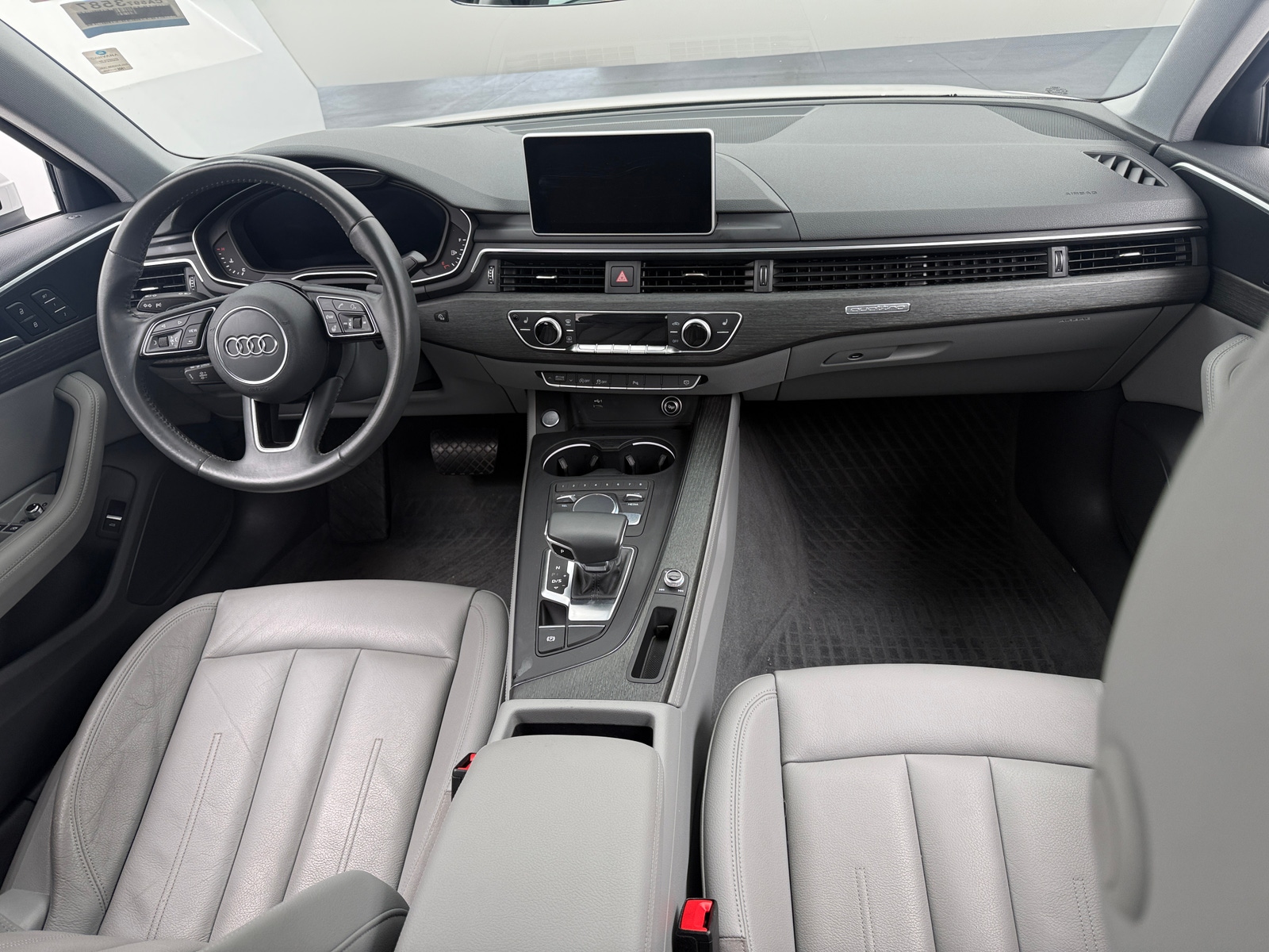 Thumbnail: 2019 Audi A4 - 2