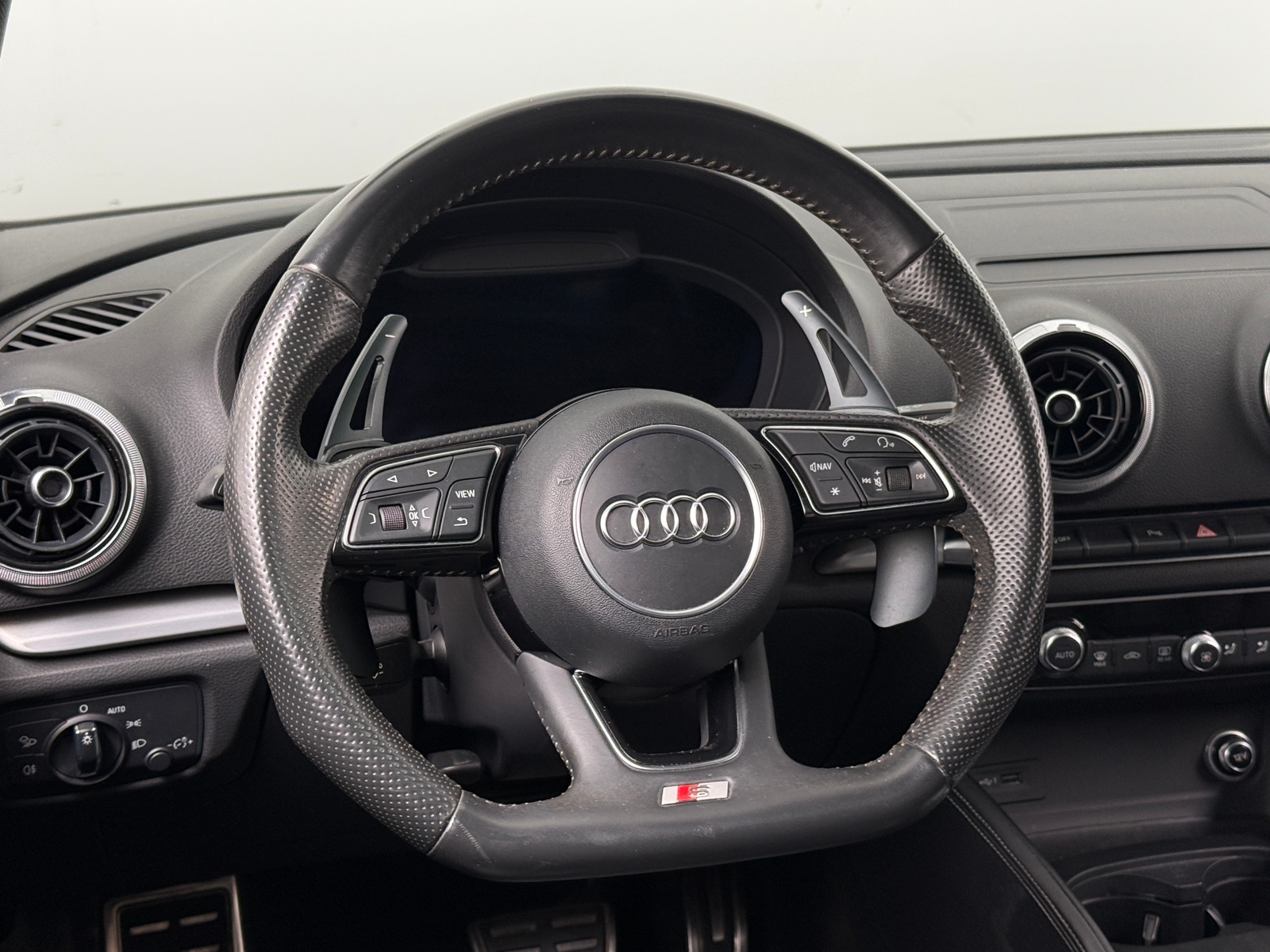 Thumbnail: 2018 Audi S3 - 4