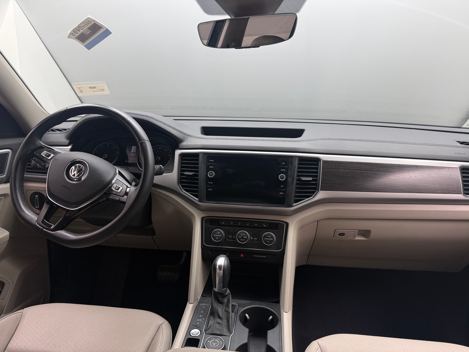 Thumbnail: 2019 Volkswagen Atlas - 2