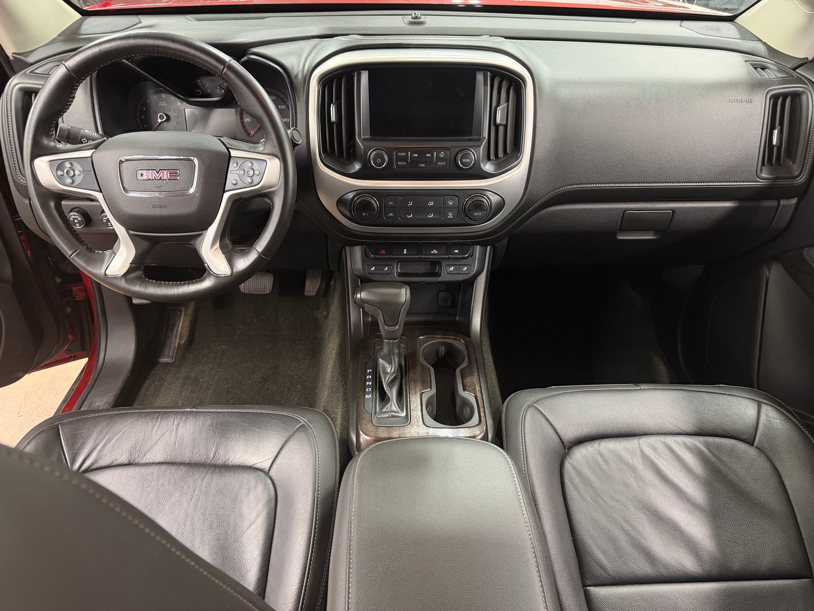 Thumbnail: 2016 GMC Canyon - 2