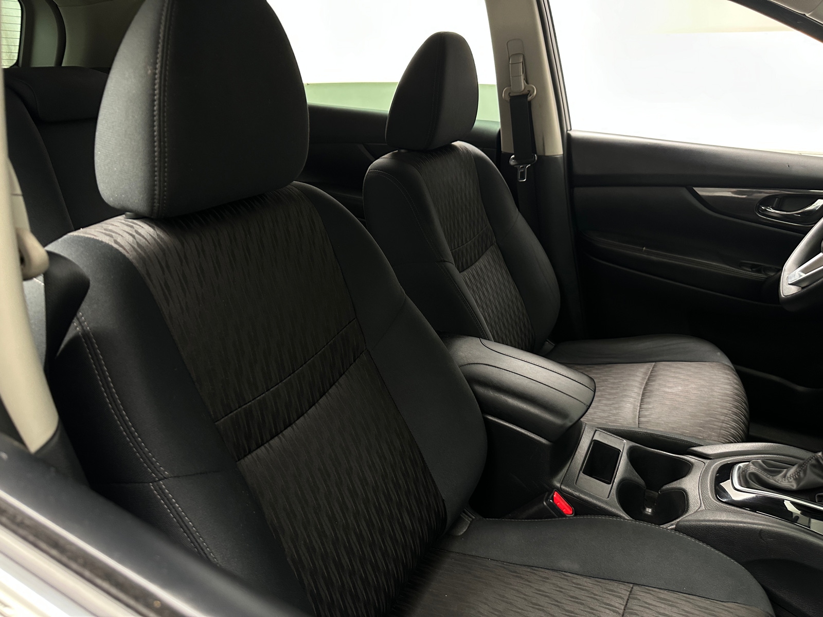 Thumbnail: 2018 Nissan Rogue - 2