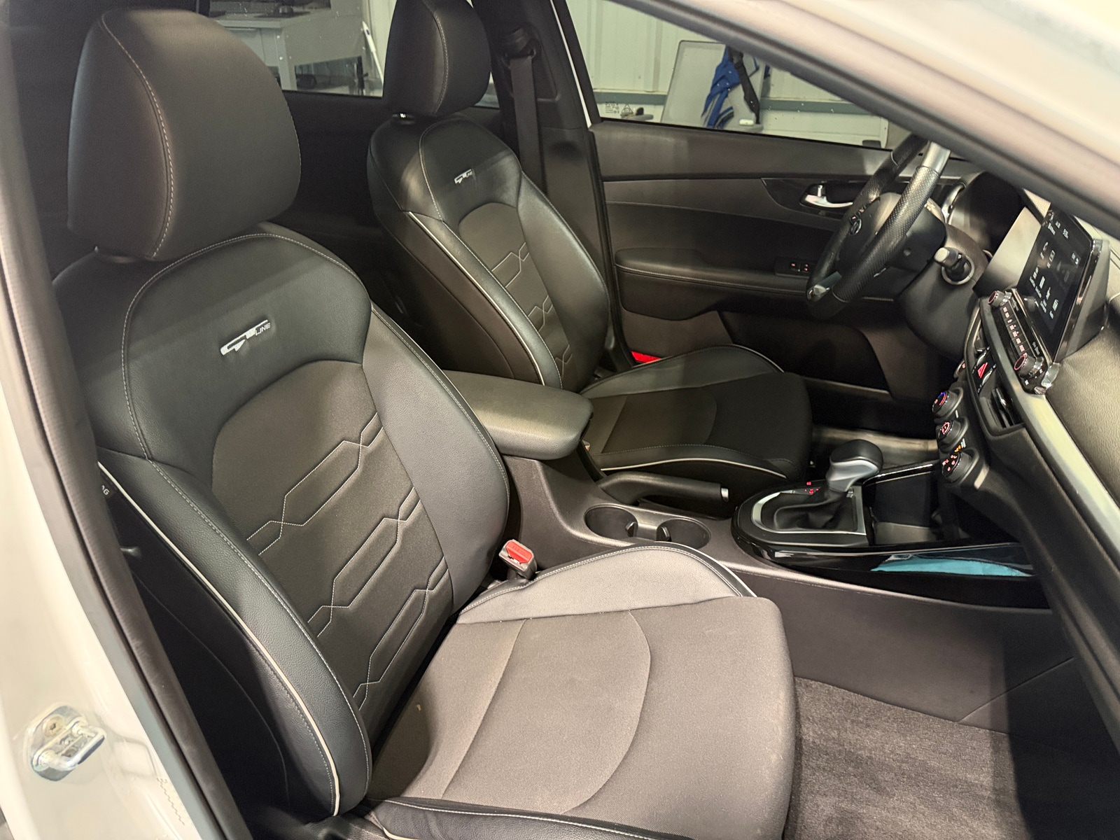 Thumbnail: 2021 Kia Forte - 2