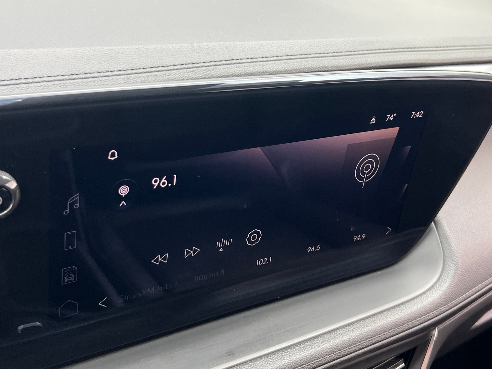 Thumbnail: 2024 Buick Encore GX - 3