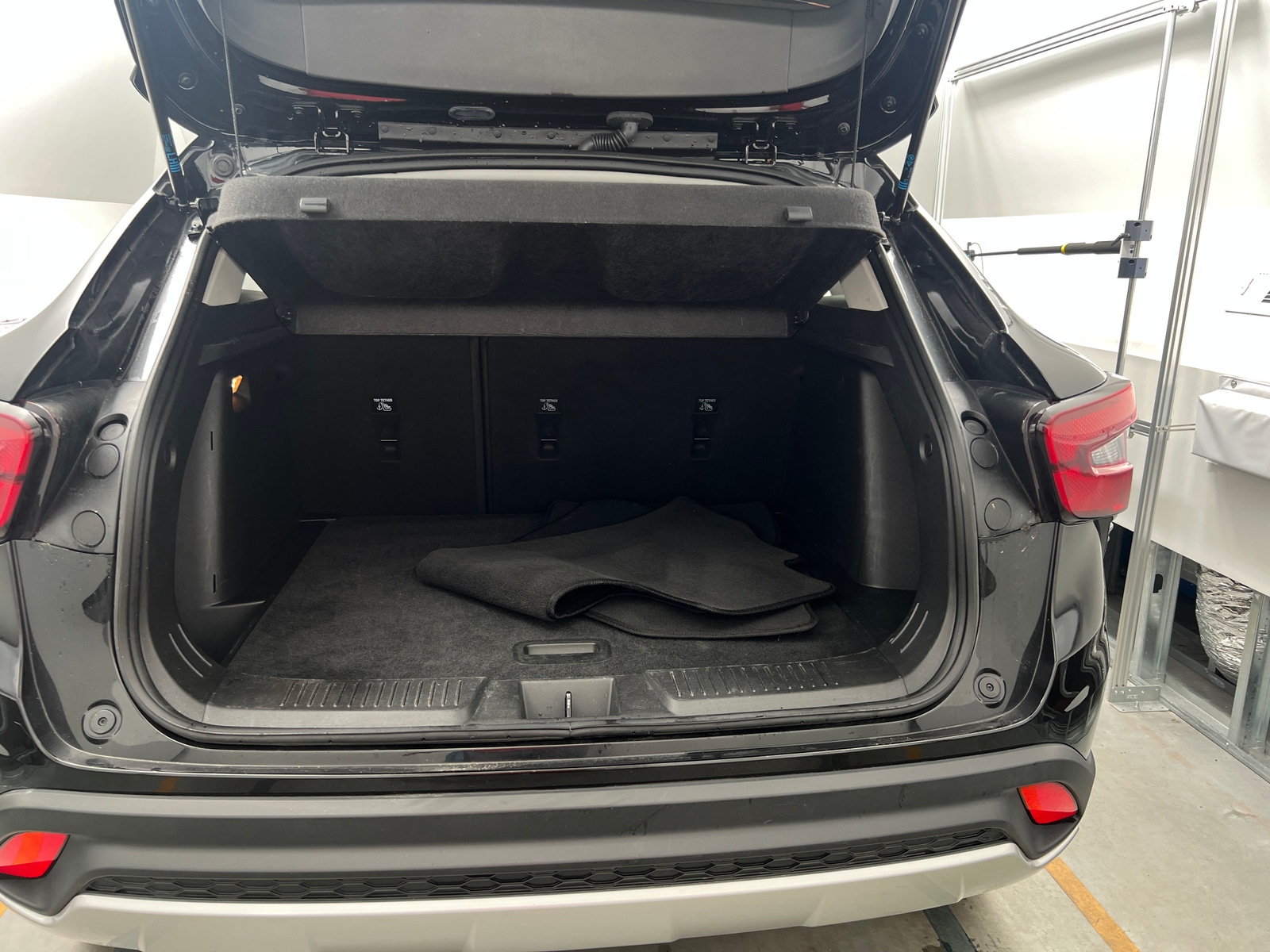 Thumbnail: 2025 Chevrolet Trax - 6