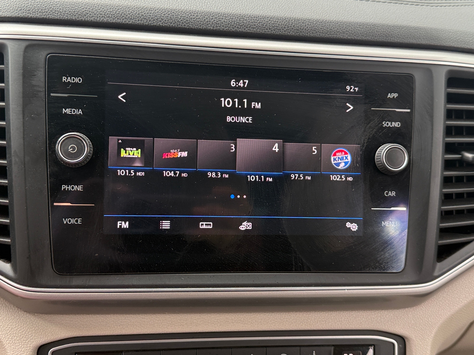 Thumbnail: 2019 Volkswagen Atlas - 3