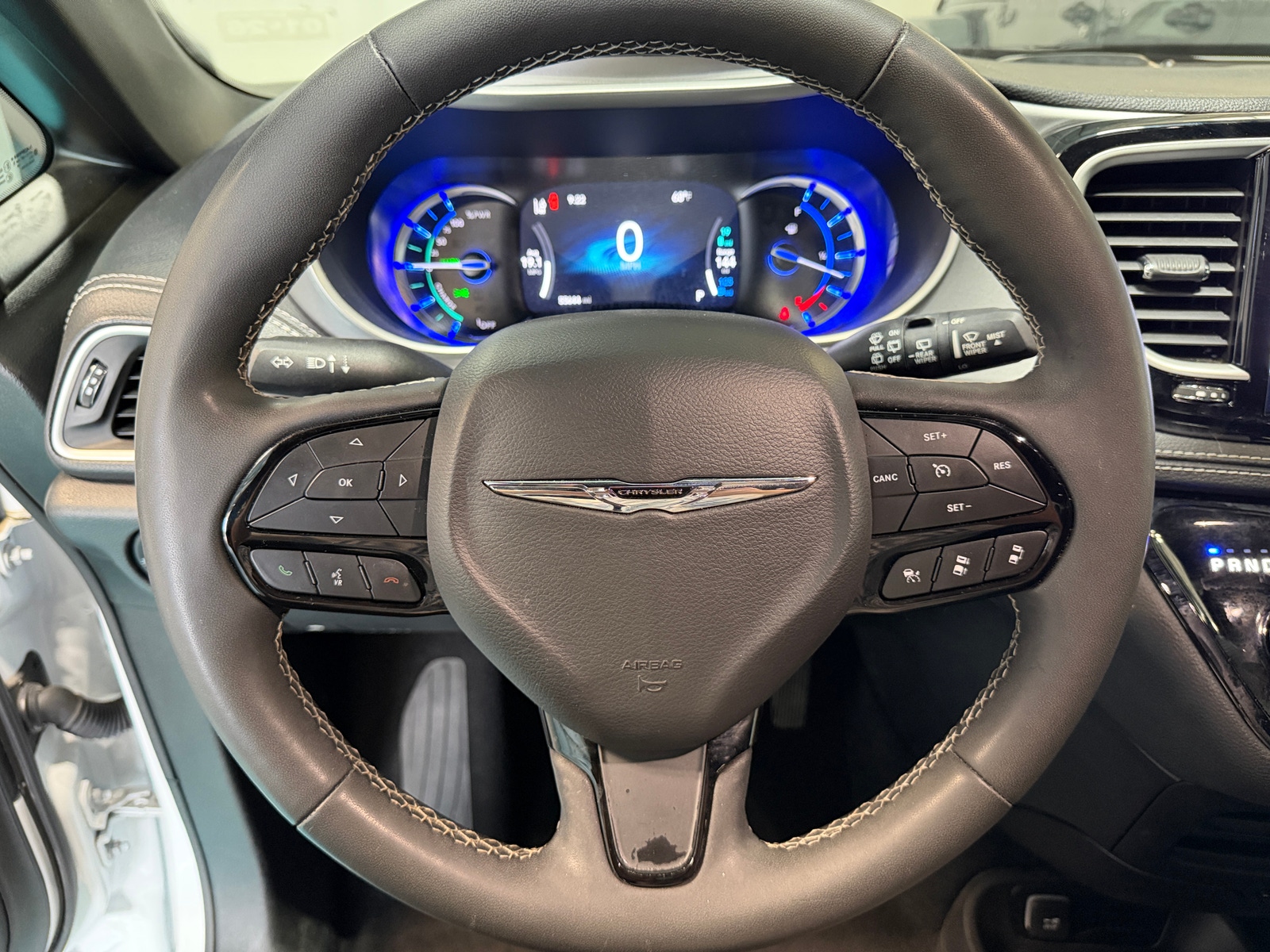 Thumbnail: 2024 Chrysler Pacifica - 4