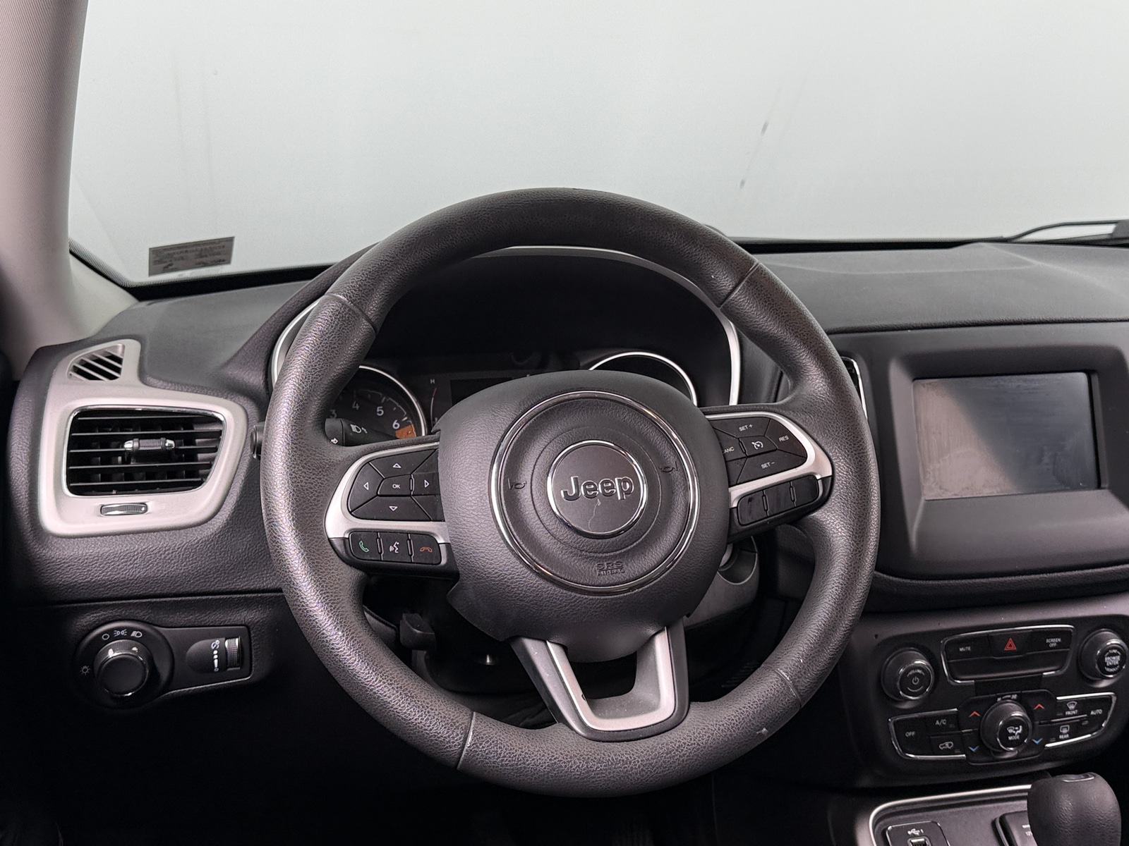 Thumbnail: 2020 Jeep Compass - 5