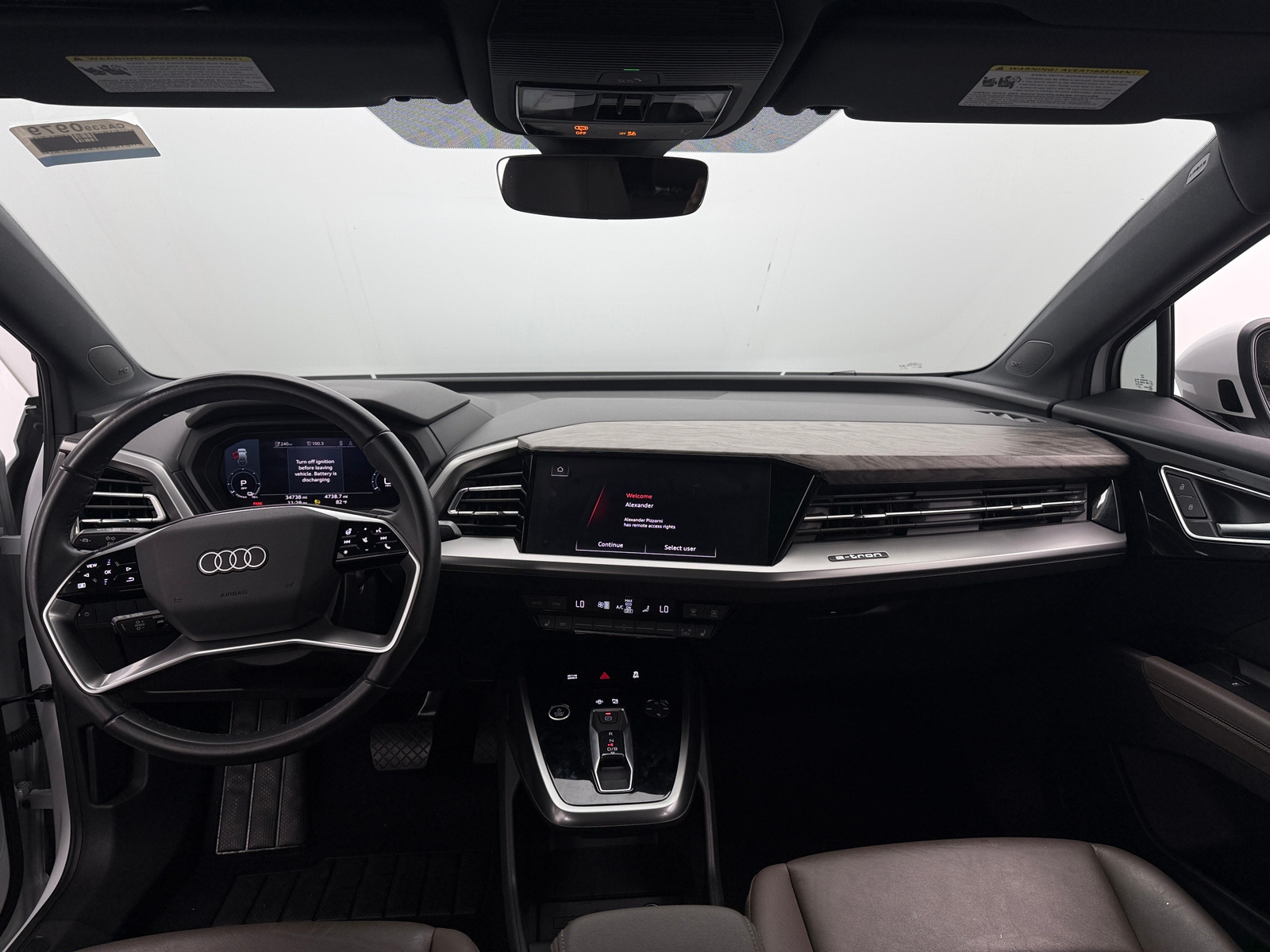 Thumbnail: 2023 Audi Q4 e-tron - 2