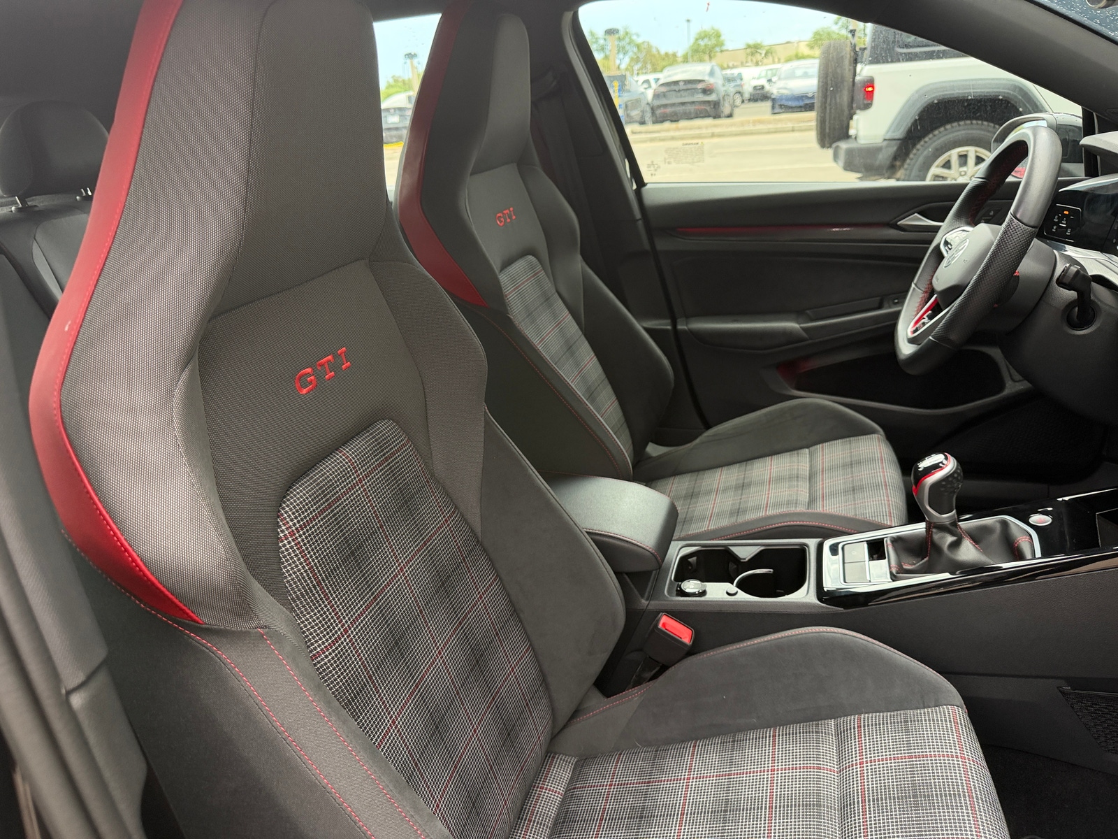 Thumbnail: 2024 Volkswagen Golf - 2