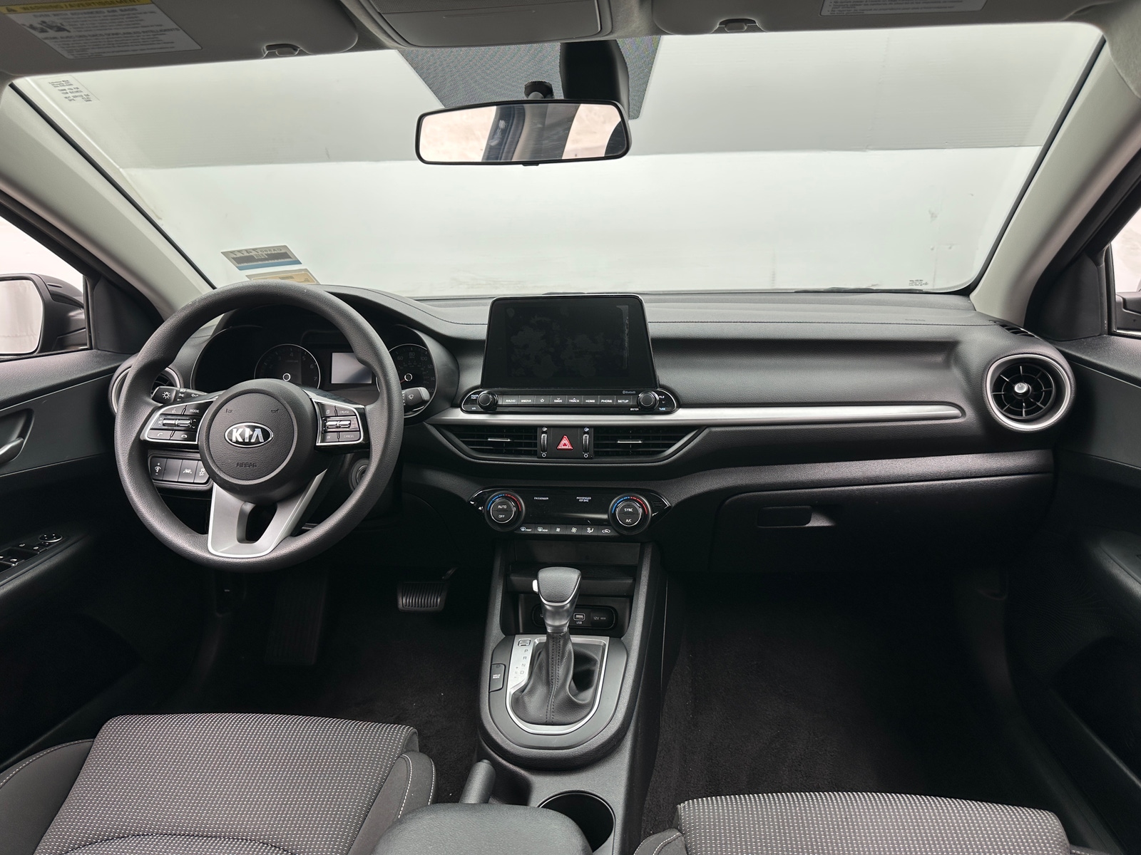 Thumbnail: 2019 Kia Forte - 3