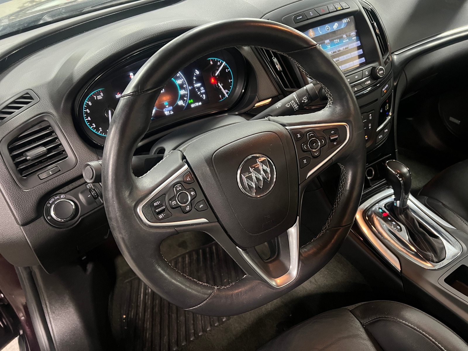 Thumbnail: 2017 Buick Regal - 4