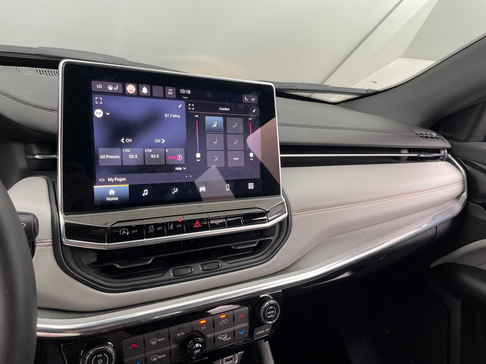 Thumbnail: 2023 Jeep Compass - 3