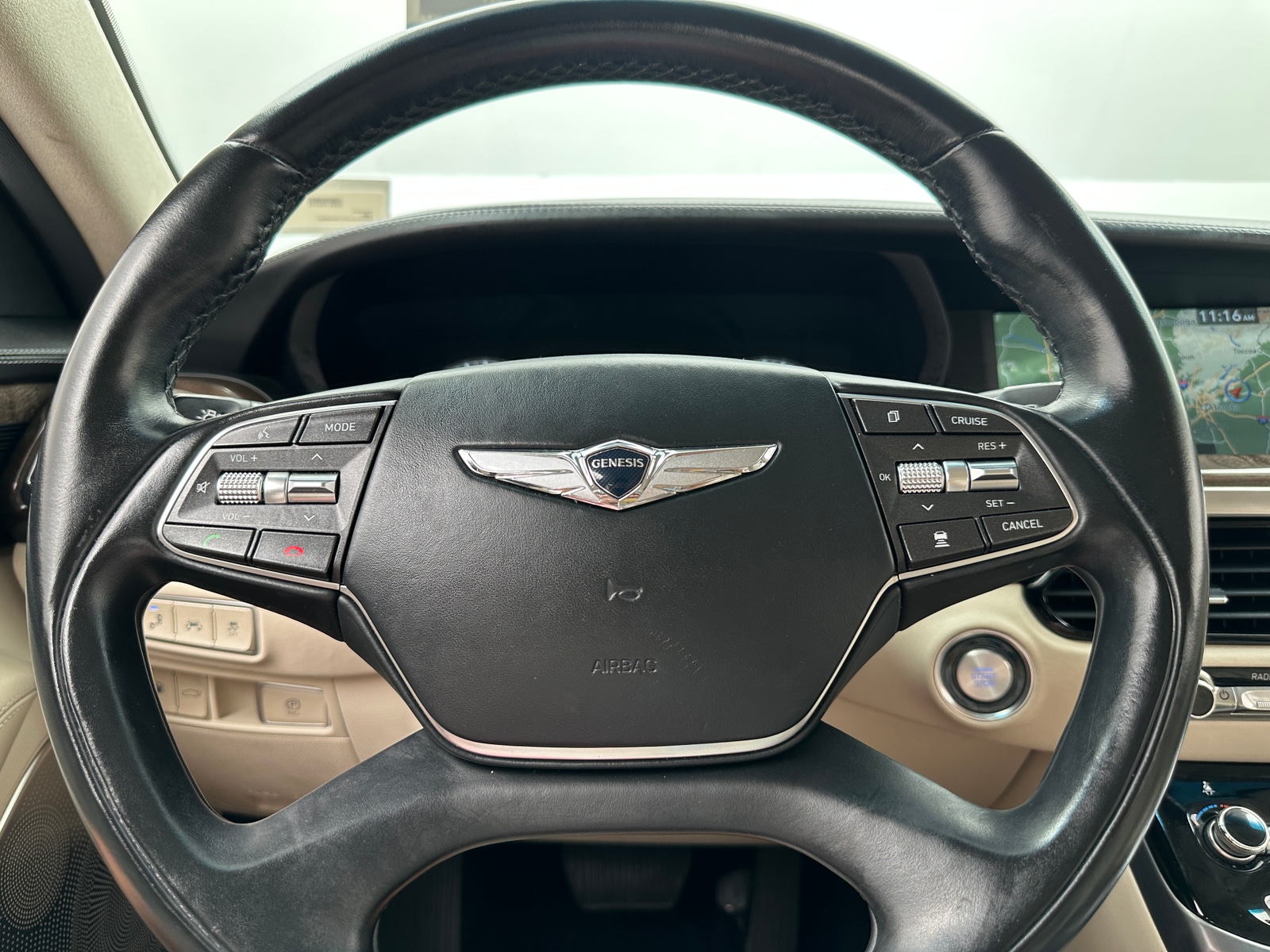 Thumbnail: 2018 Genesis G90 - 4