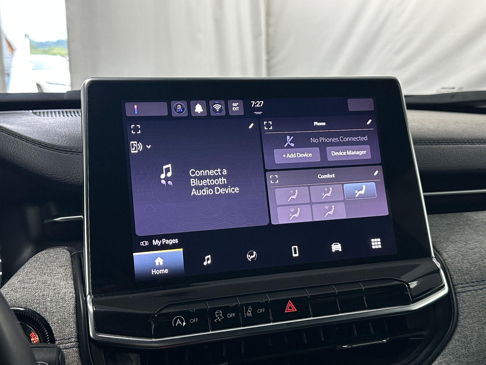 Thumbnail: 2024 Jeep Compass - 4