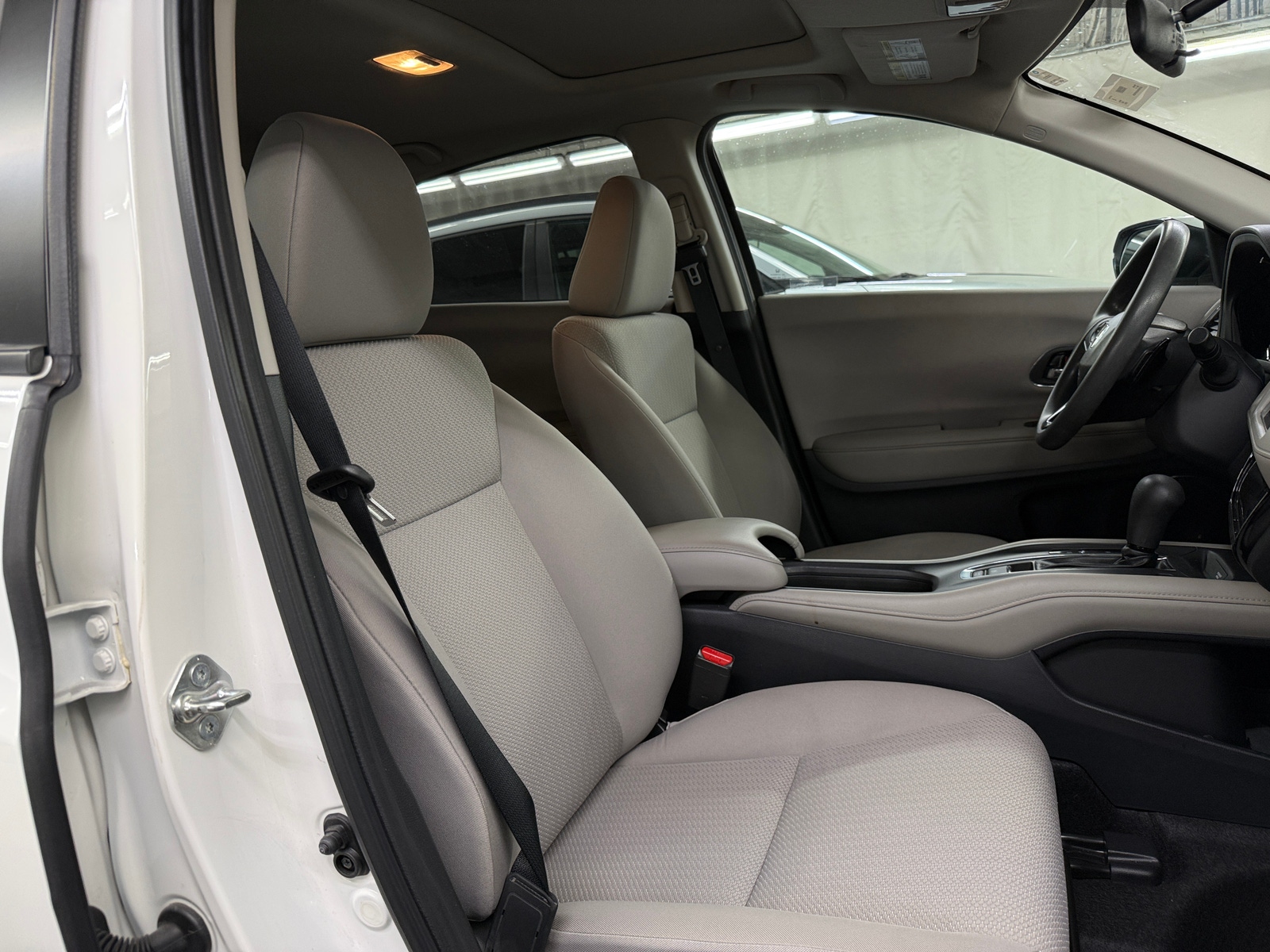 Thumbnail: 2018 Honda HR-V - 2