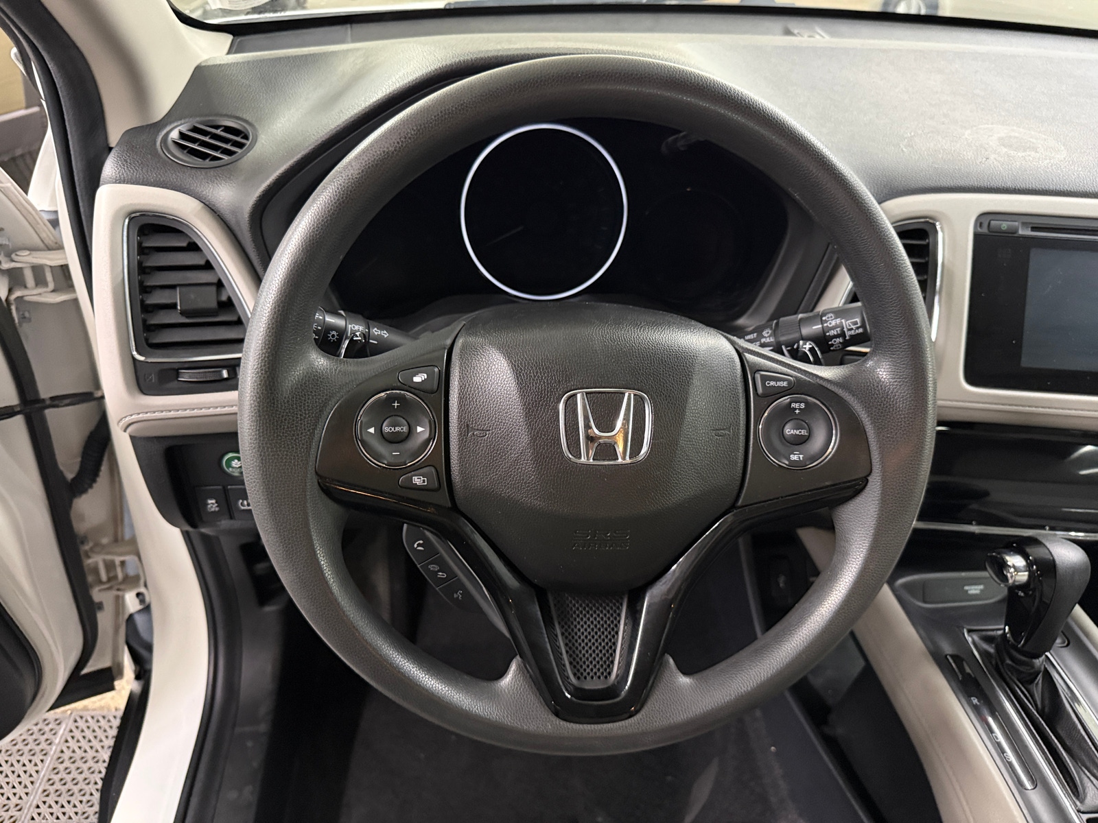 Thumbnail: 2018 Honda HR-V - 5