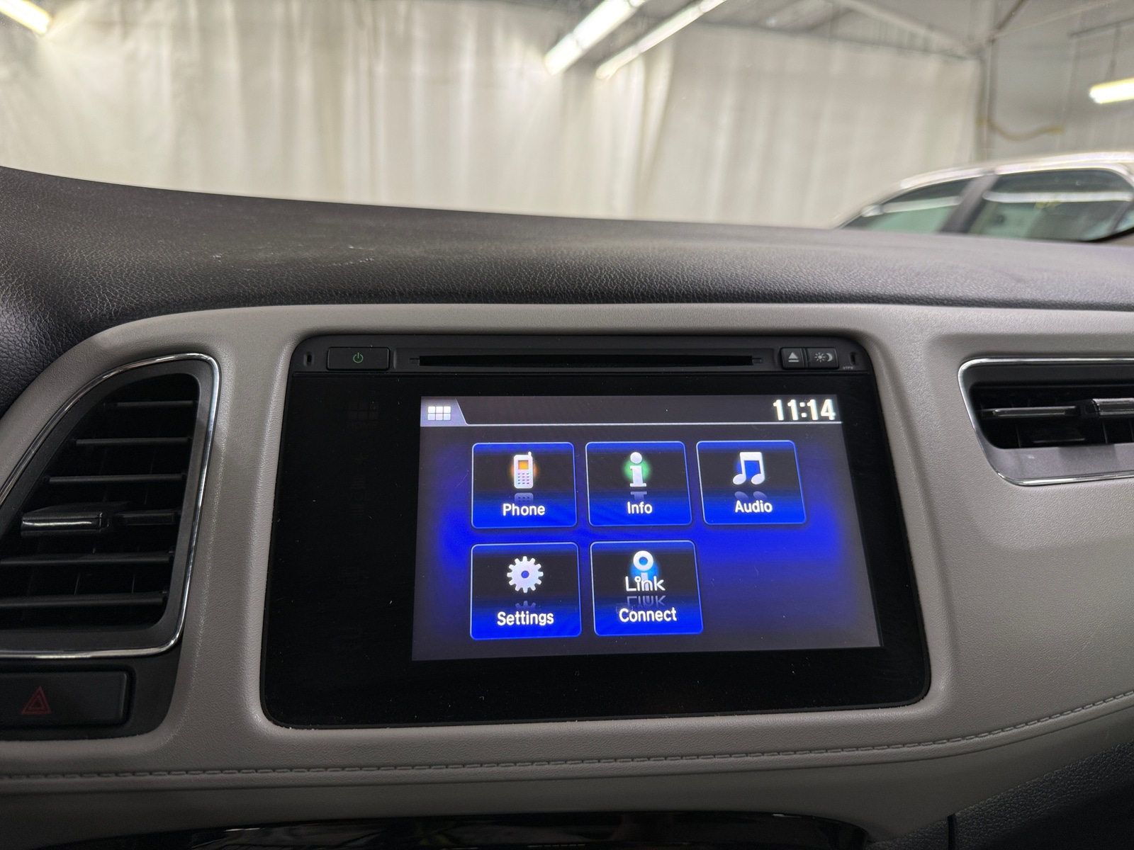 Thumbnail: 2018 Honda HR-V - 4