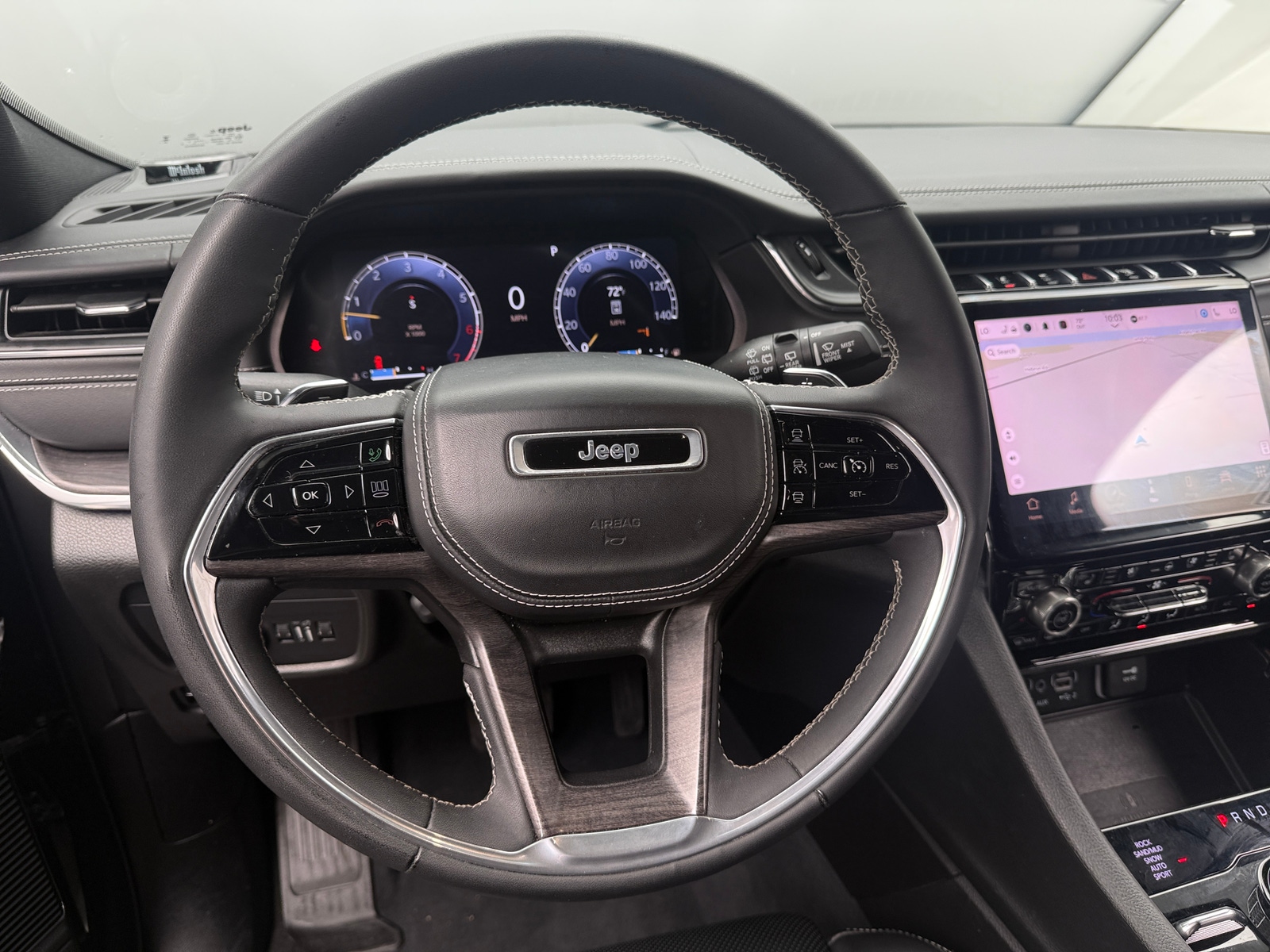 Thumbnail: 2023 Jeep Grand Cherokee L - 4